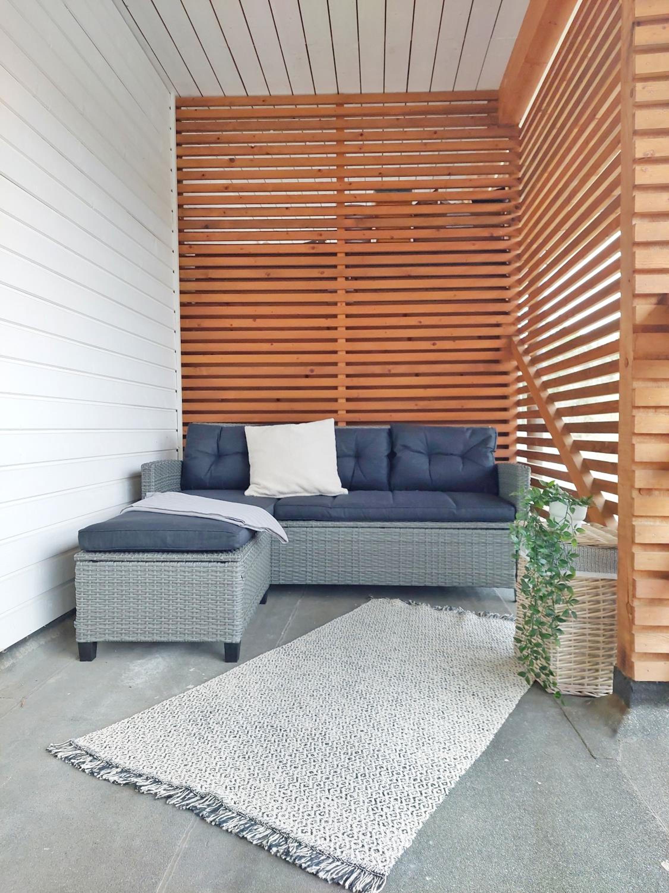 Authentic Estonian Wood Interior Apartment, Sunset Balcony Views, Lahemaa
