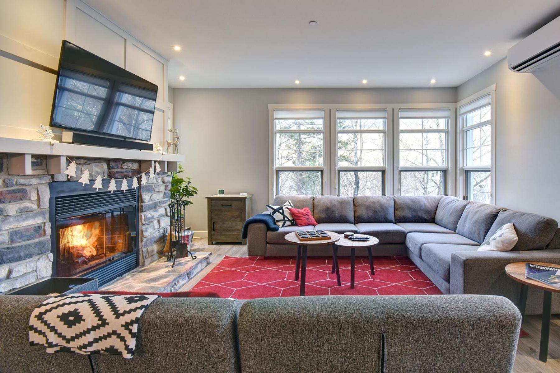 Tremblant Prestige - Les Eaux 207-2