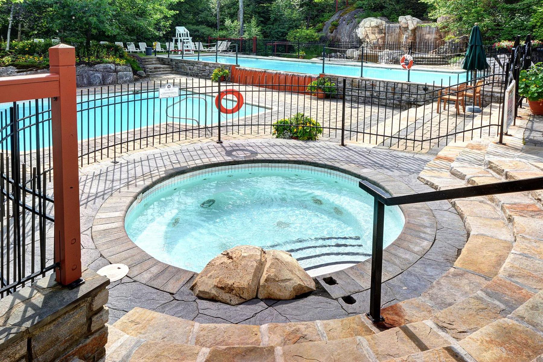 Tremblant Prestige - Les Eaux 207-2