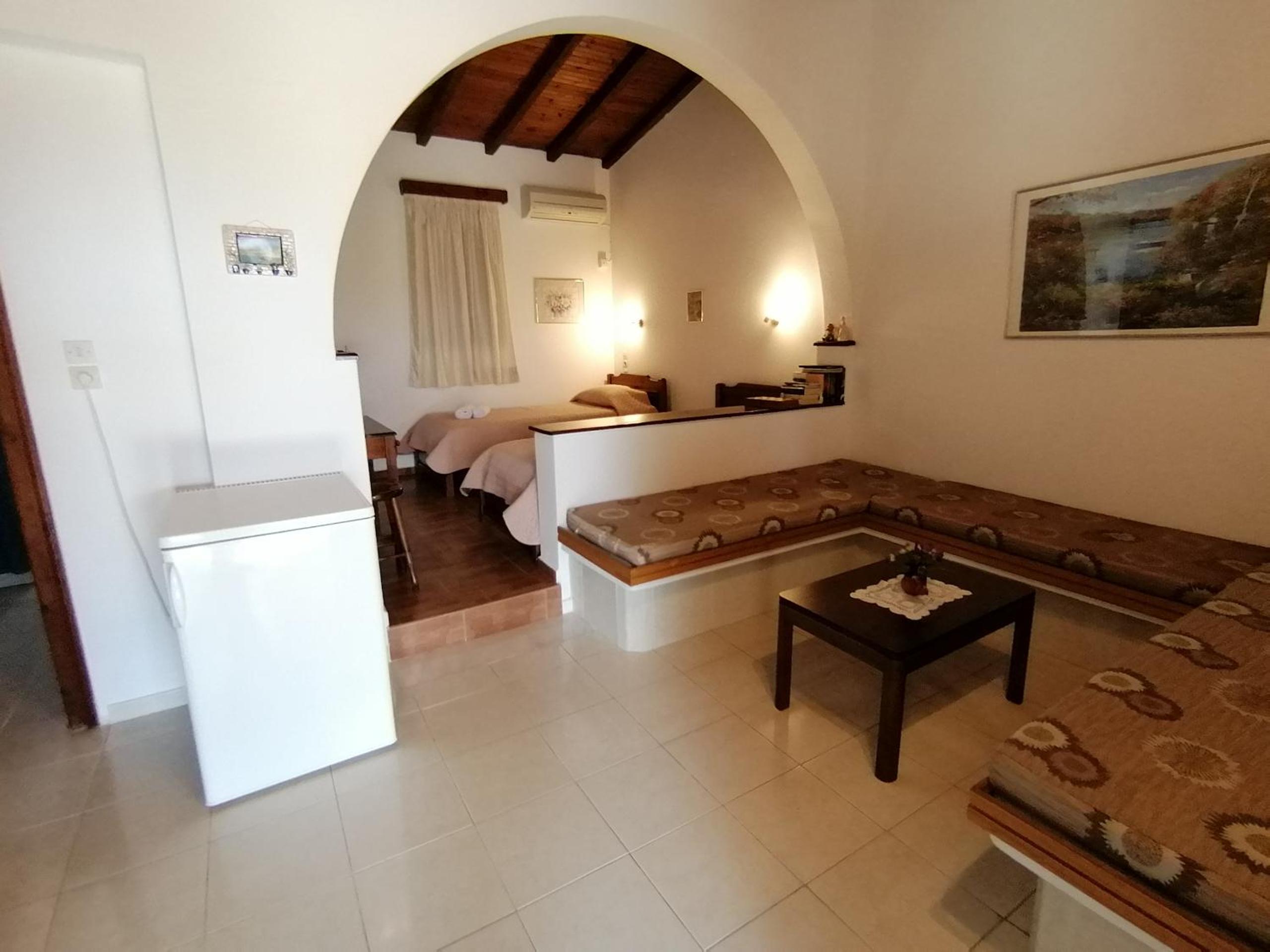 Studios Ioanna Limnionas Samos