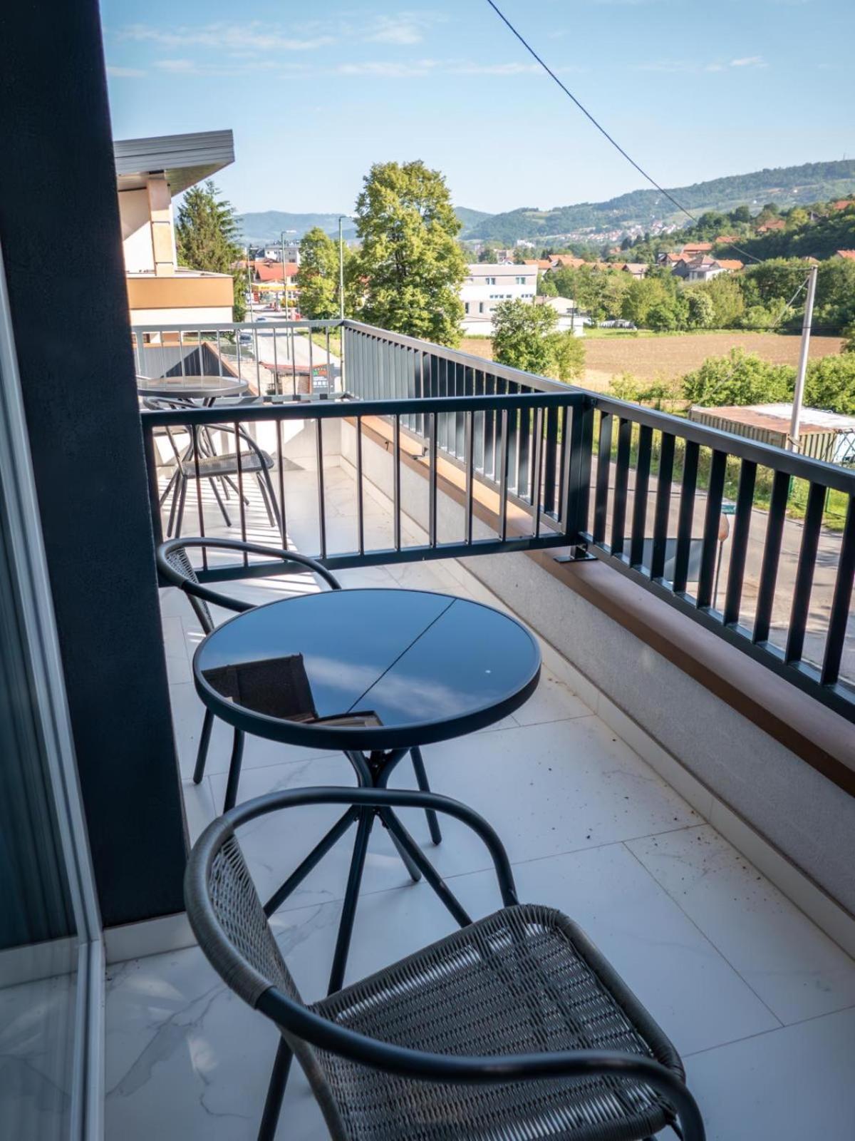 Sunny Corner Apartments