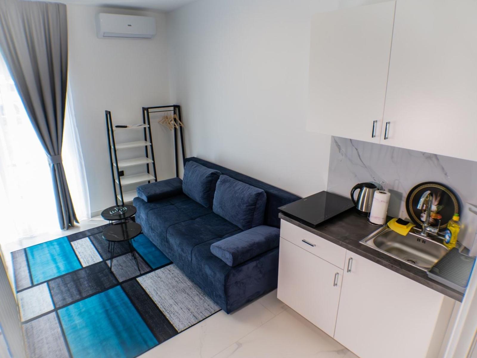 Sunny Corner Apartments