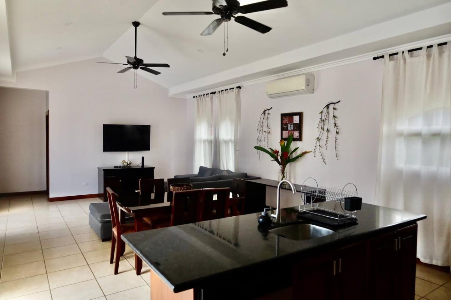 Villa Paraiso by Vacation Pura Vida