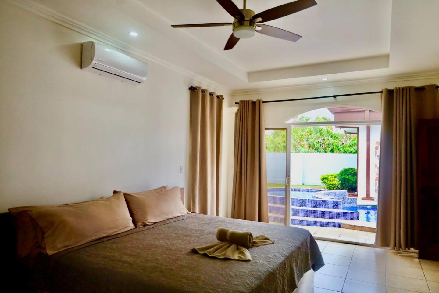 Villa Paraiso by Vacation Pura Vida