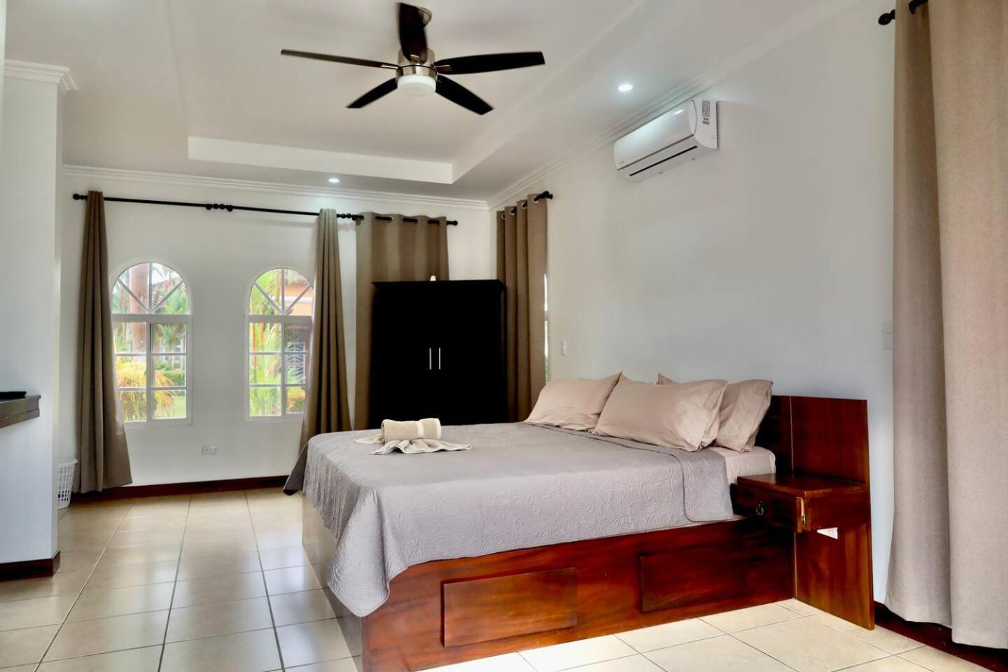 Villa Paraiso by Vacation Pura Vida
