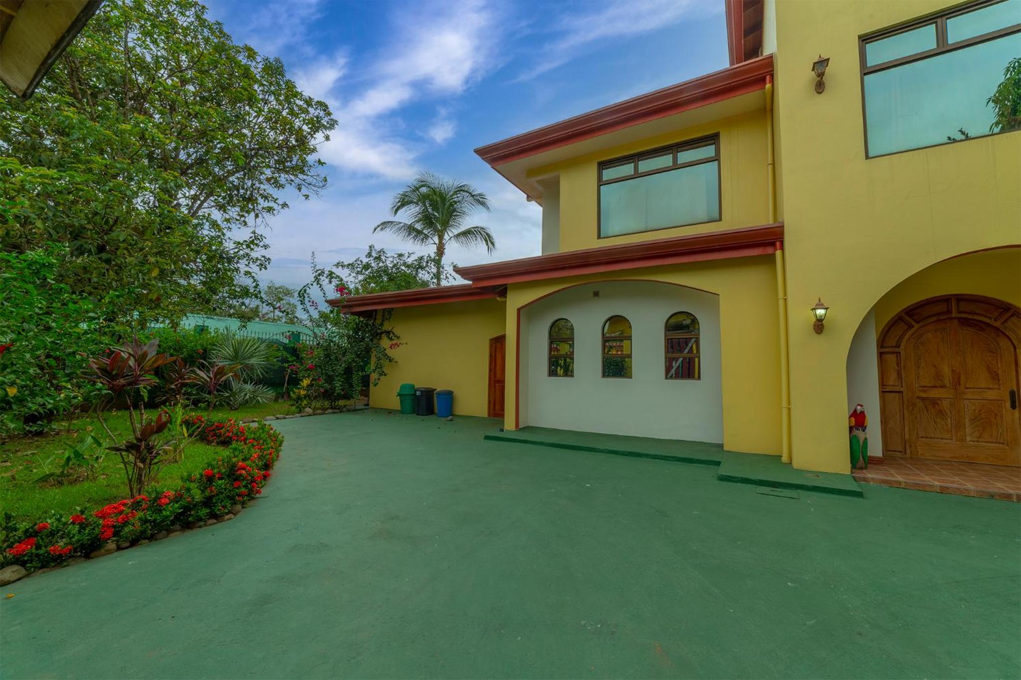 Villa Macaw by Vacation Pura Vida