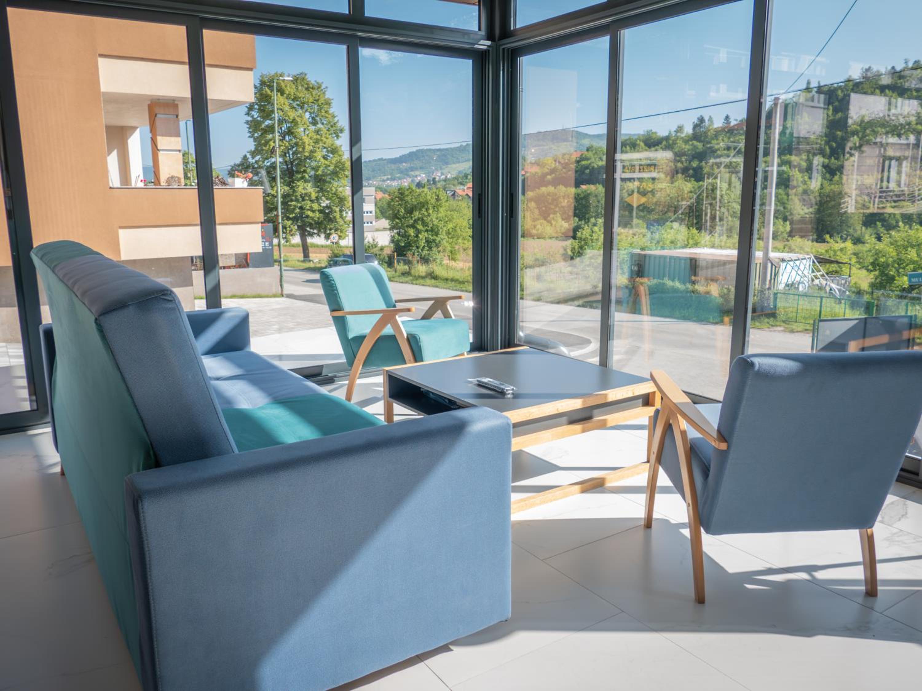 Sunny Corner Apartments