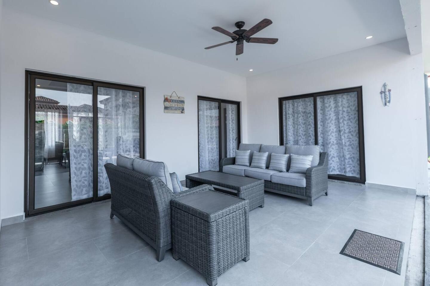 Villa Rosario By Vacation Pura Vida