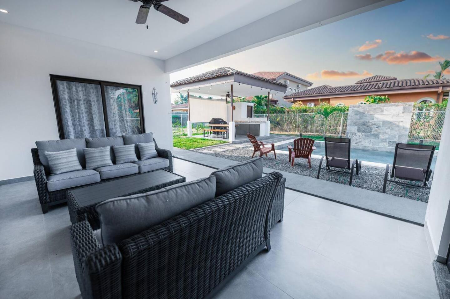 Villa Rosario By Vacation Pura Vida