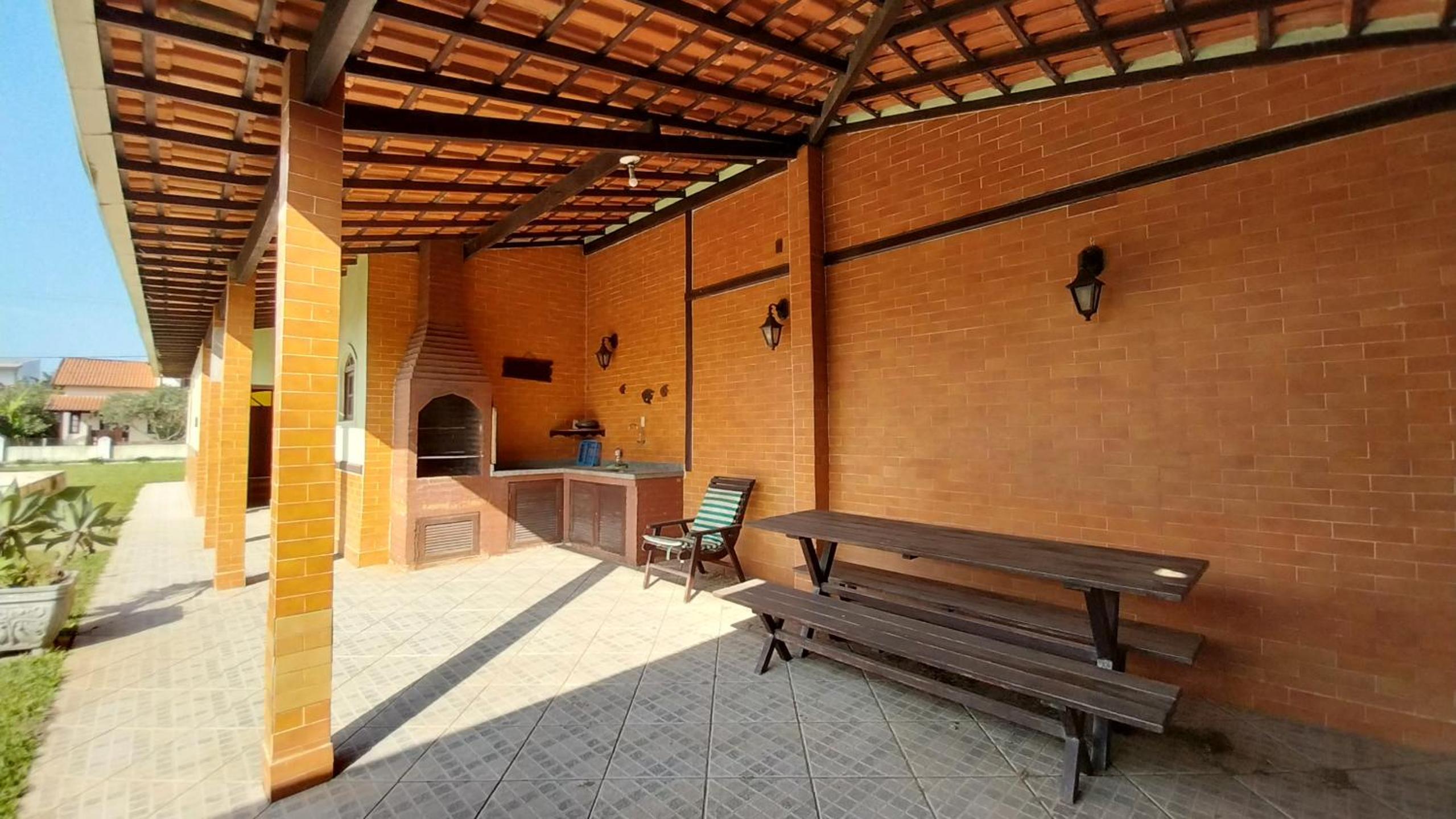 Casa Orla 500 três quadras da Praia