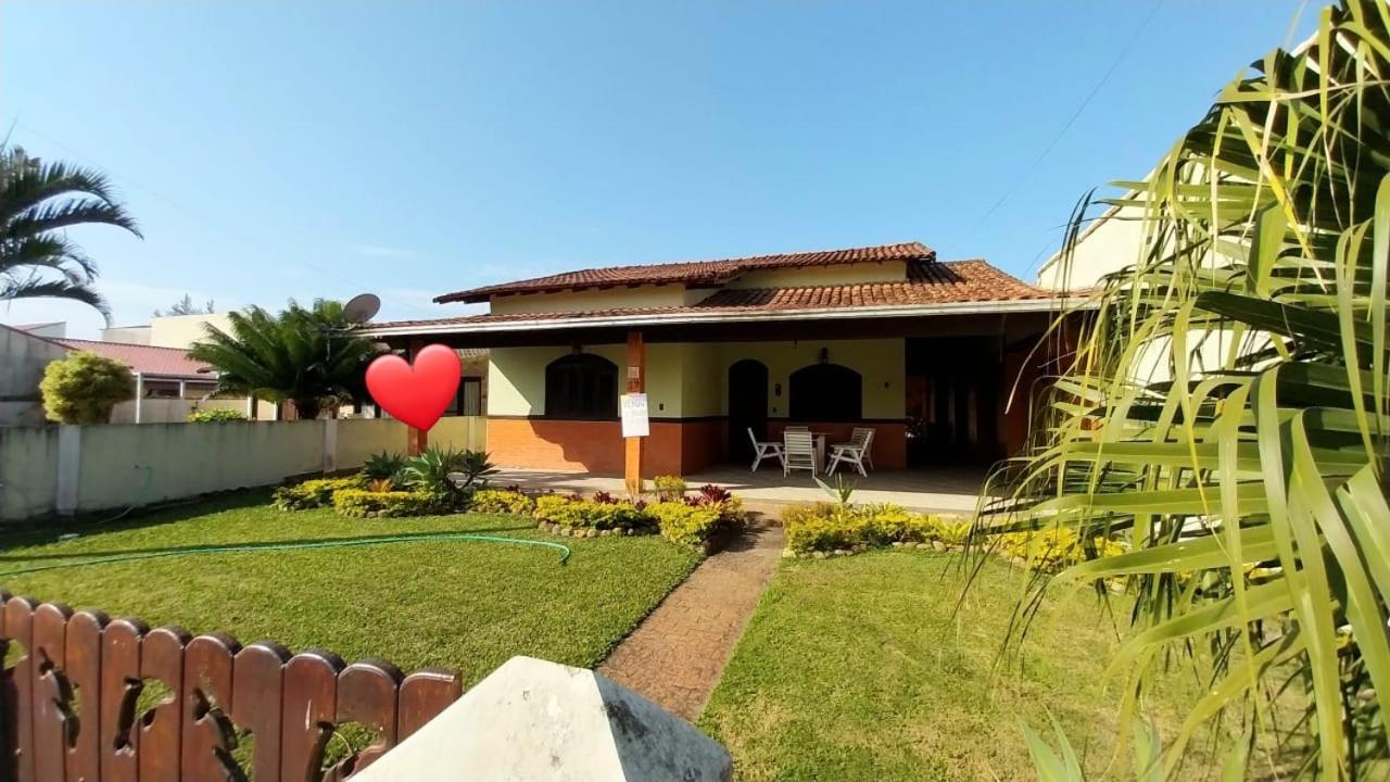 Casa Orla 500 três quadras da Praia