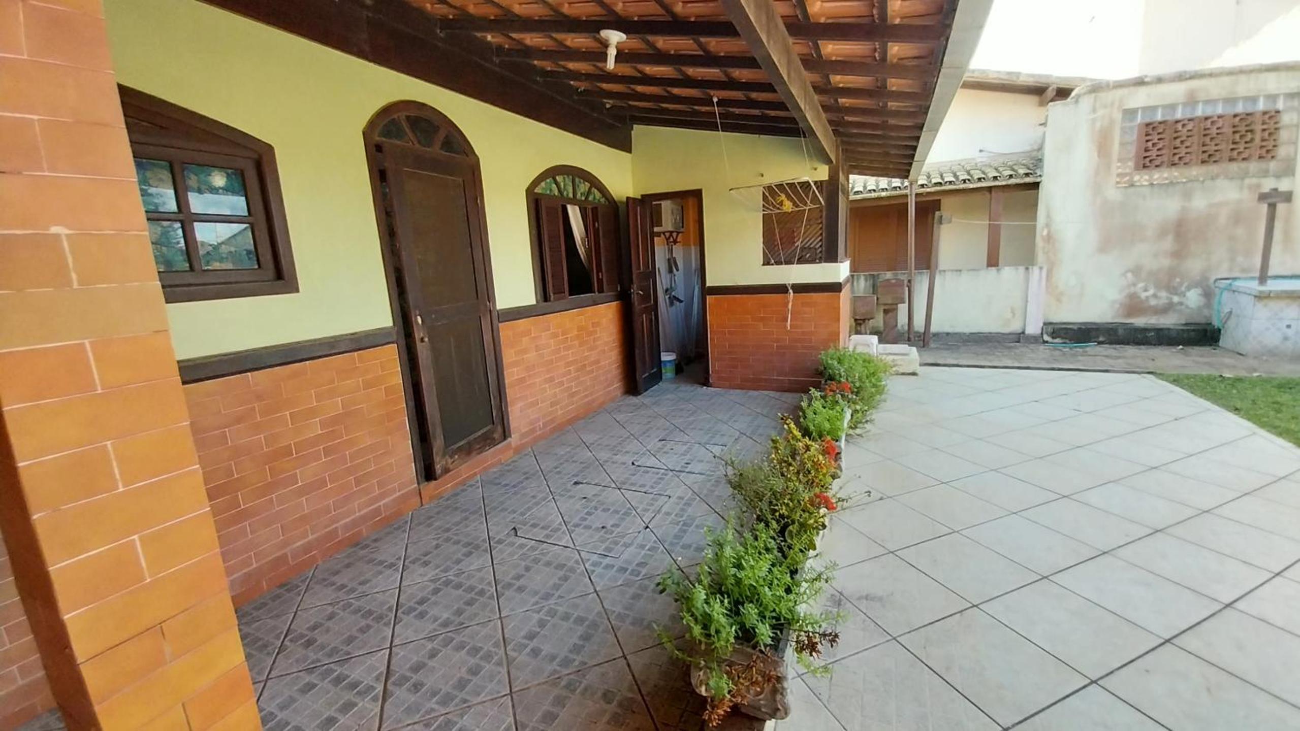 Casa Orla 500 três quadras da Praia