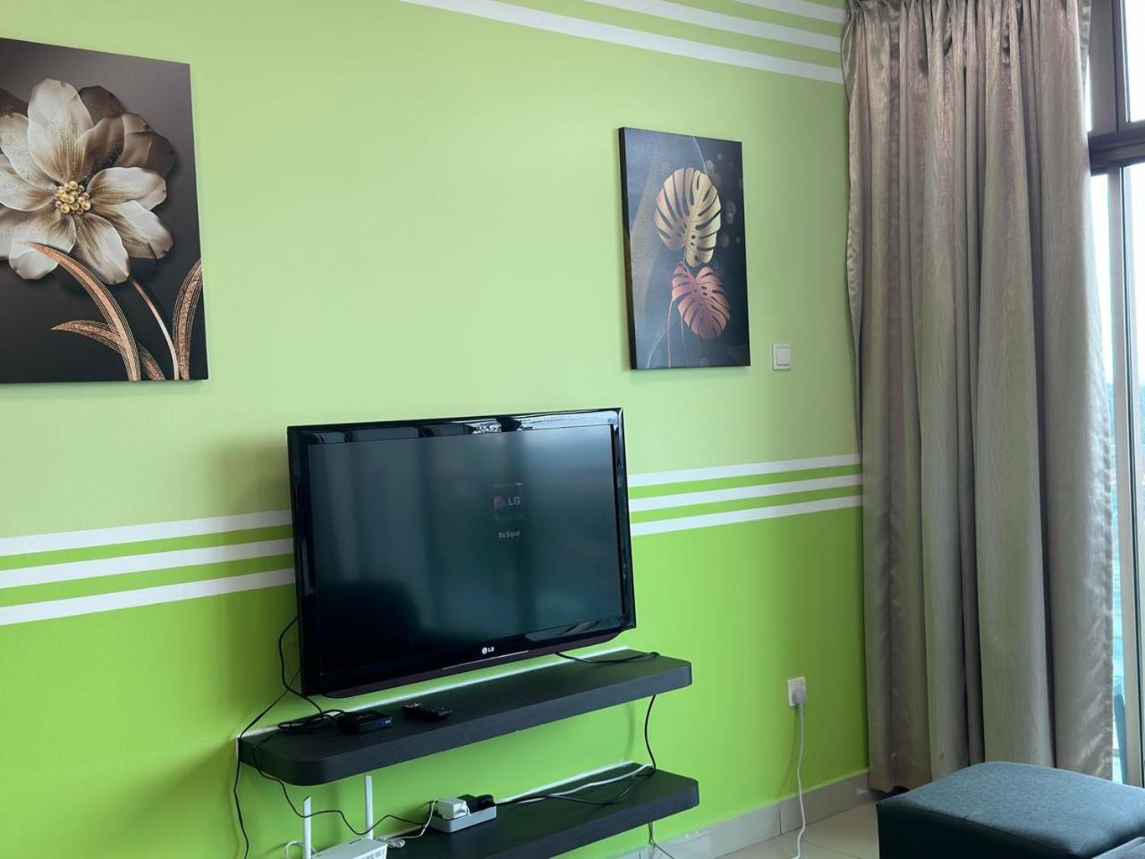 Plazio 1 Bedroom & Studio