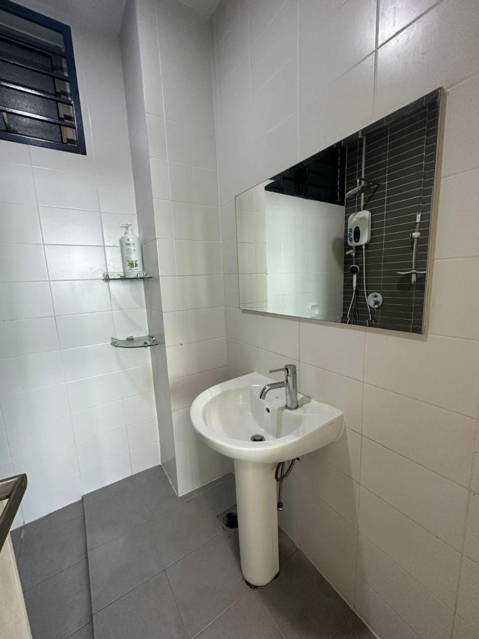 Plazio 1 Bedroom & Studio