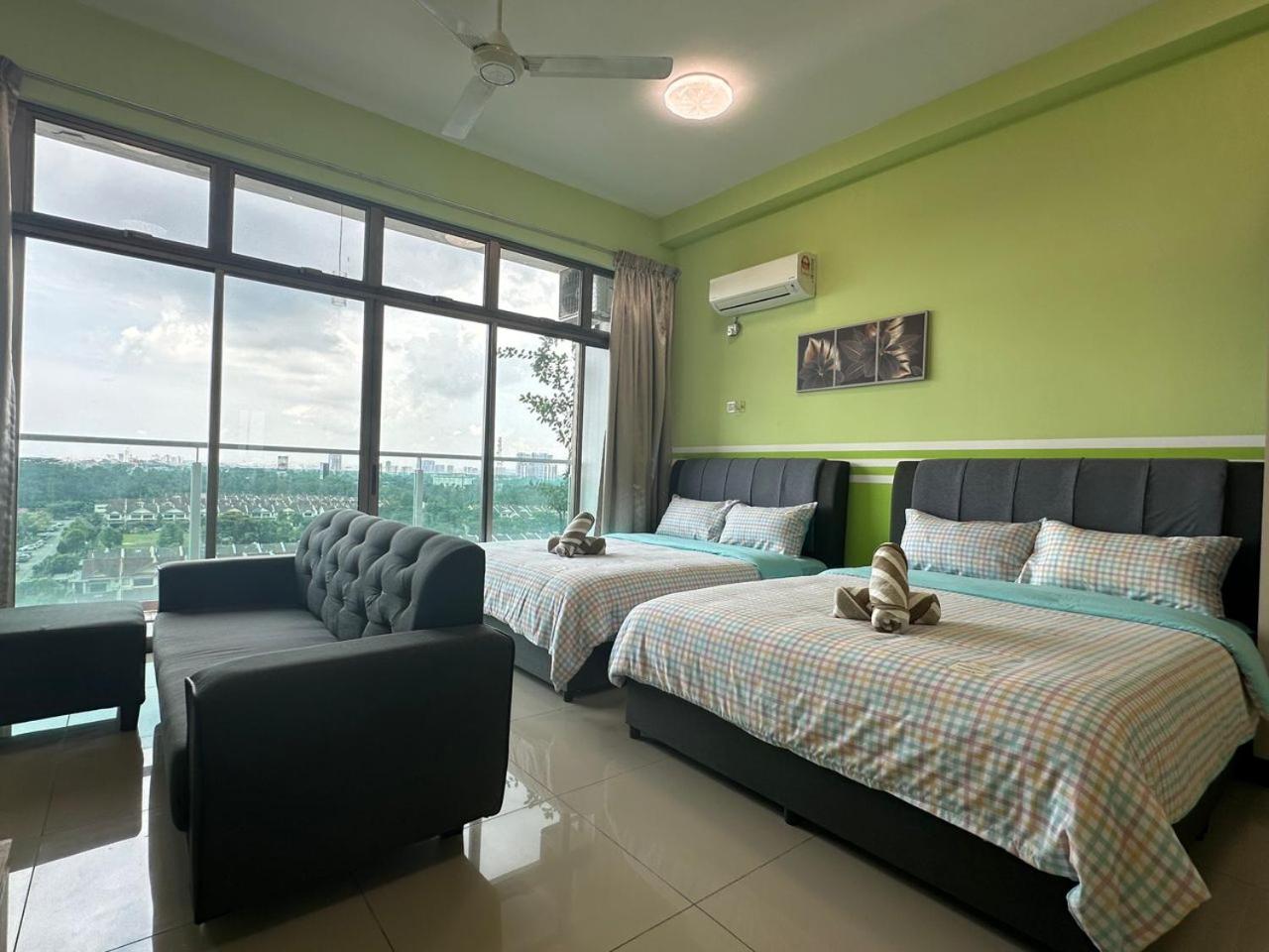 Plazio 1 Bedroom & Studio