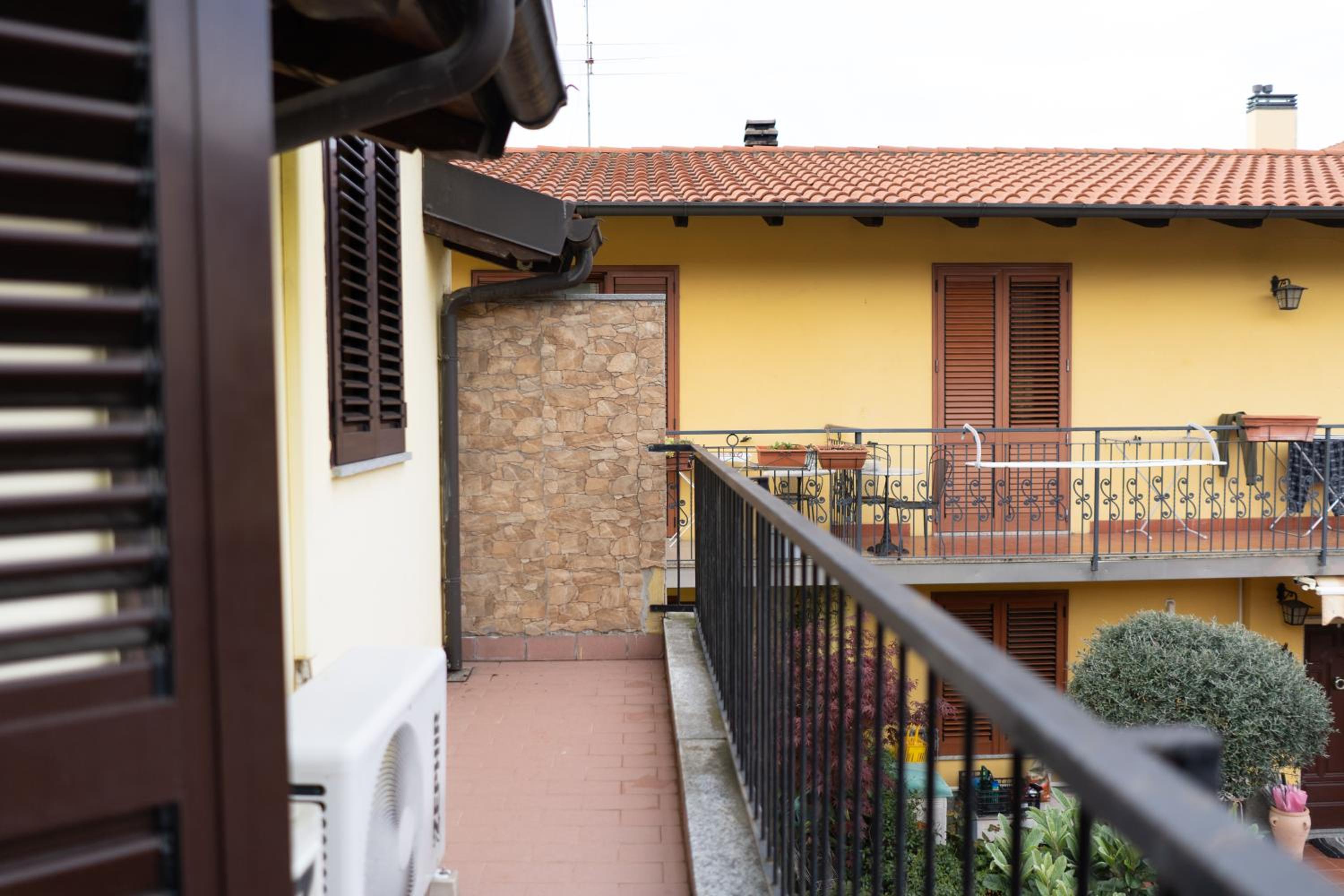 Apartment La Corte Rho (parking)