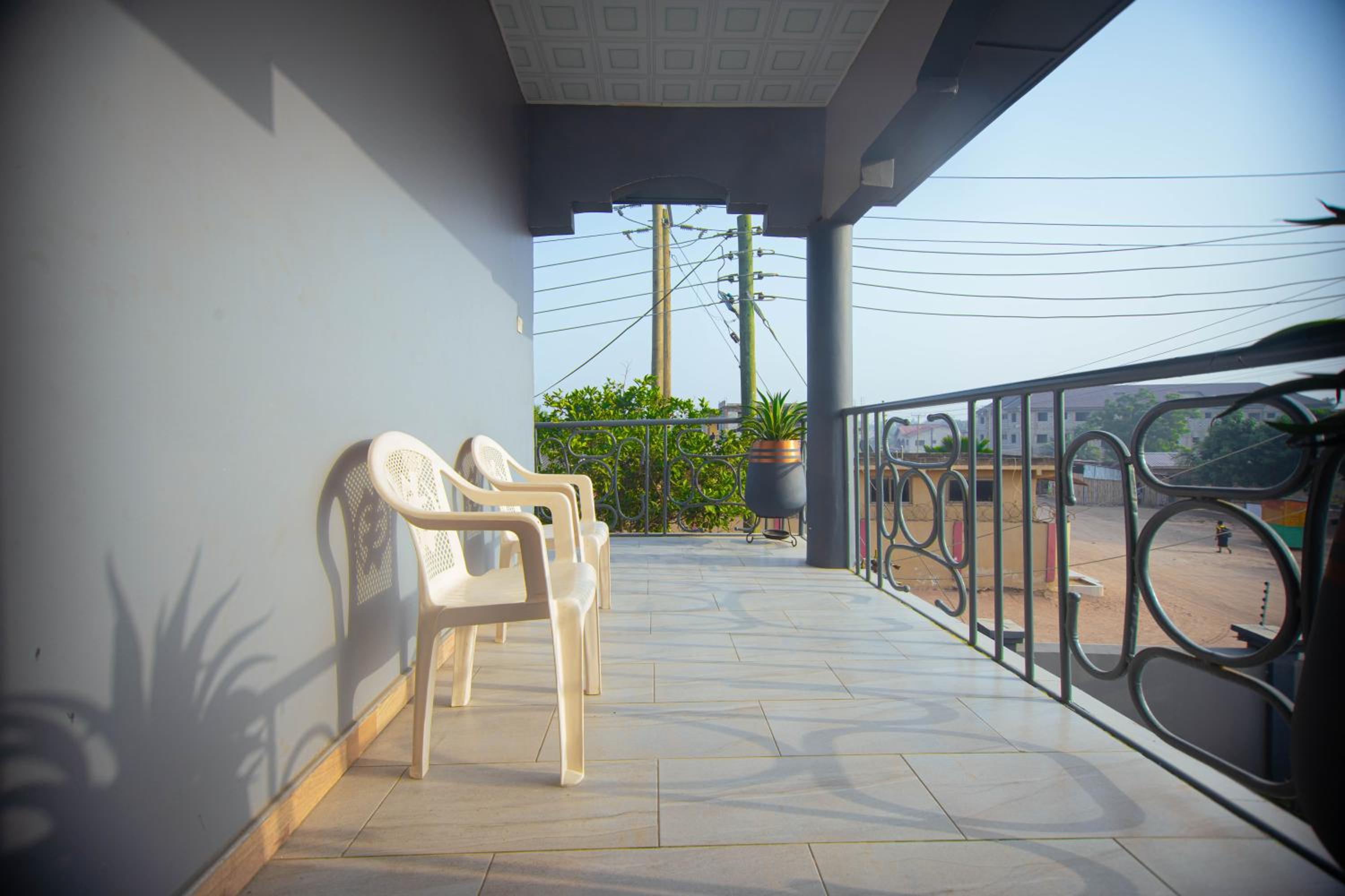 Groove Haven Lodge Villa-Kasoa view 4