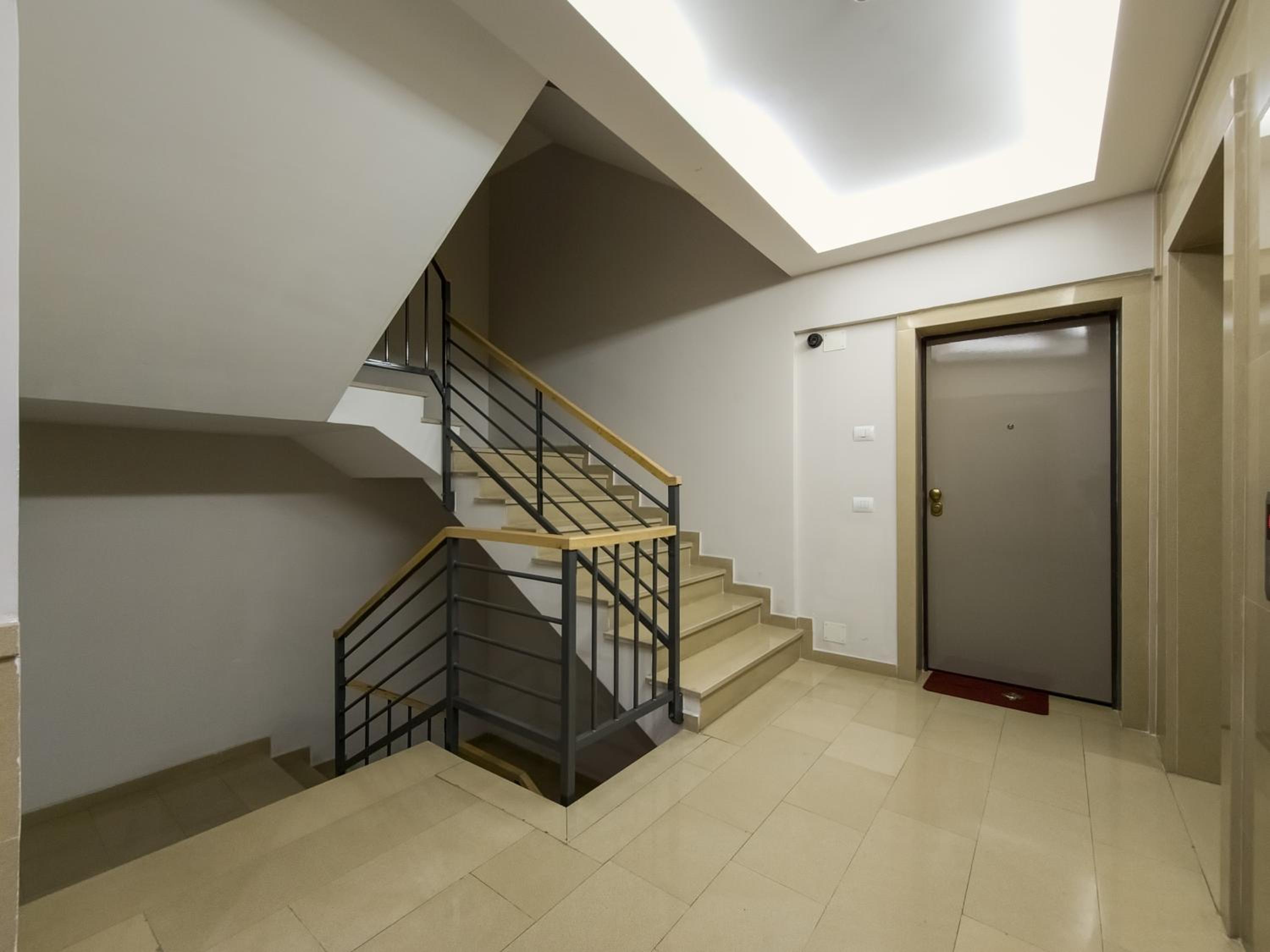 PIN Apartments - 3 Min to Skanderbeg - Free Parking
