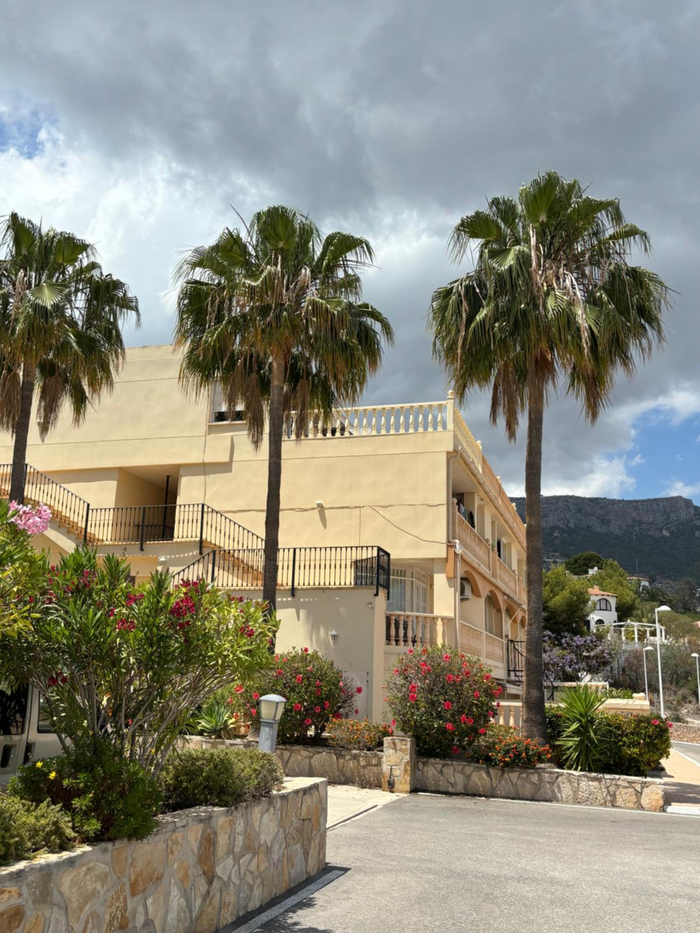 2 Bedroom Duplex i Calpe view 5