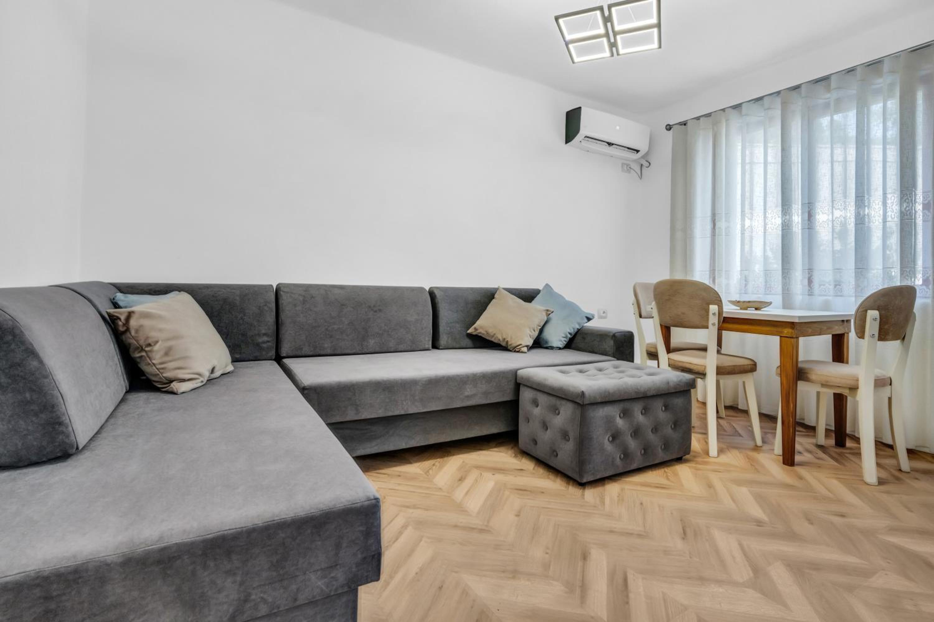 Sam's Apartment