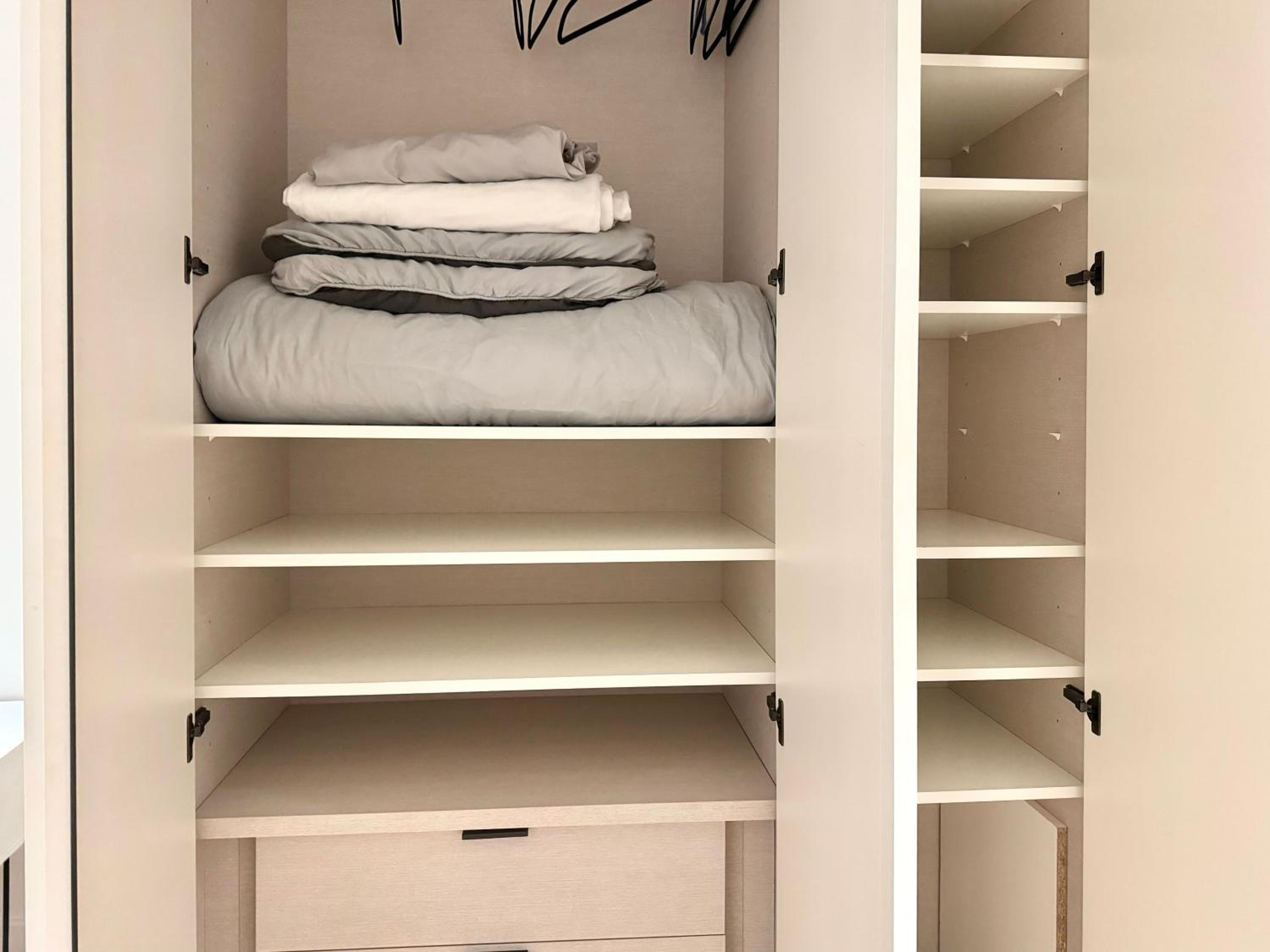 Upper Riverside O2 2Bedroom Flat 05