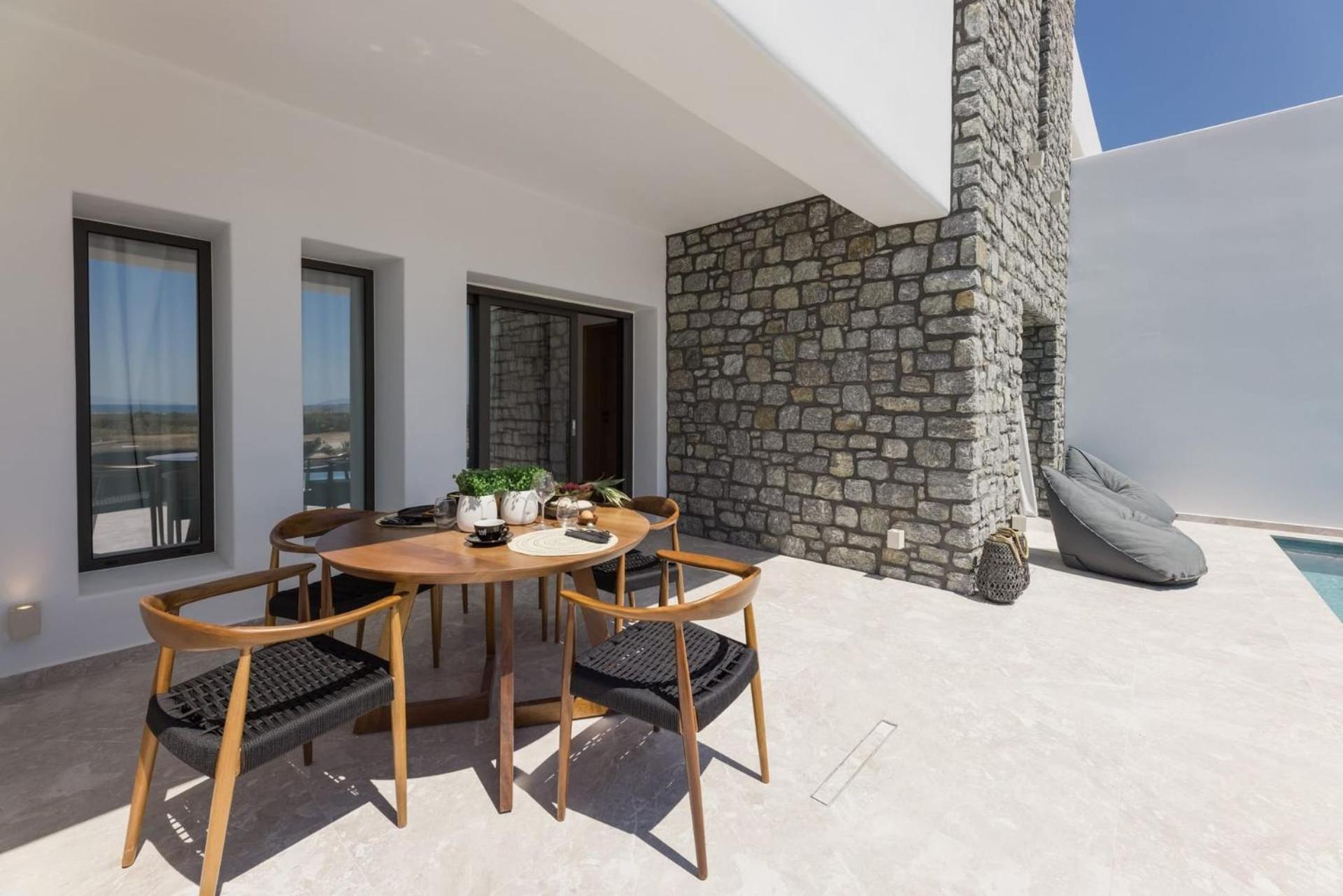 Extraordinary Naxos Villa | Villa Frantz | 6 Bedrooms | 2 Swimming Pools with Floating Sunbeds | 3 Jacuzzis | Sea Views | Plaka photo 3