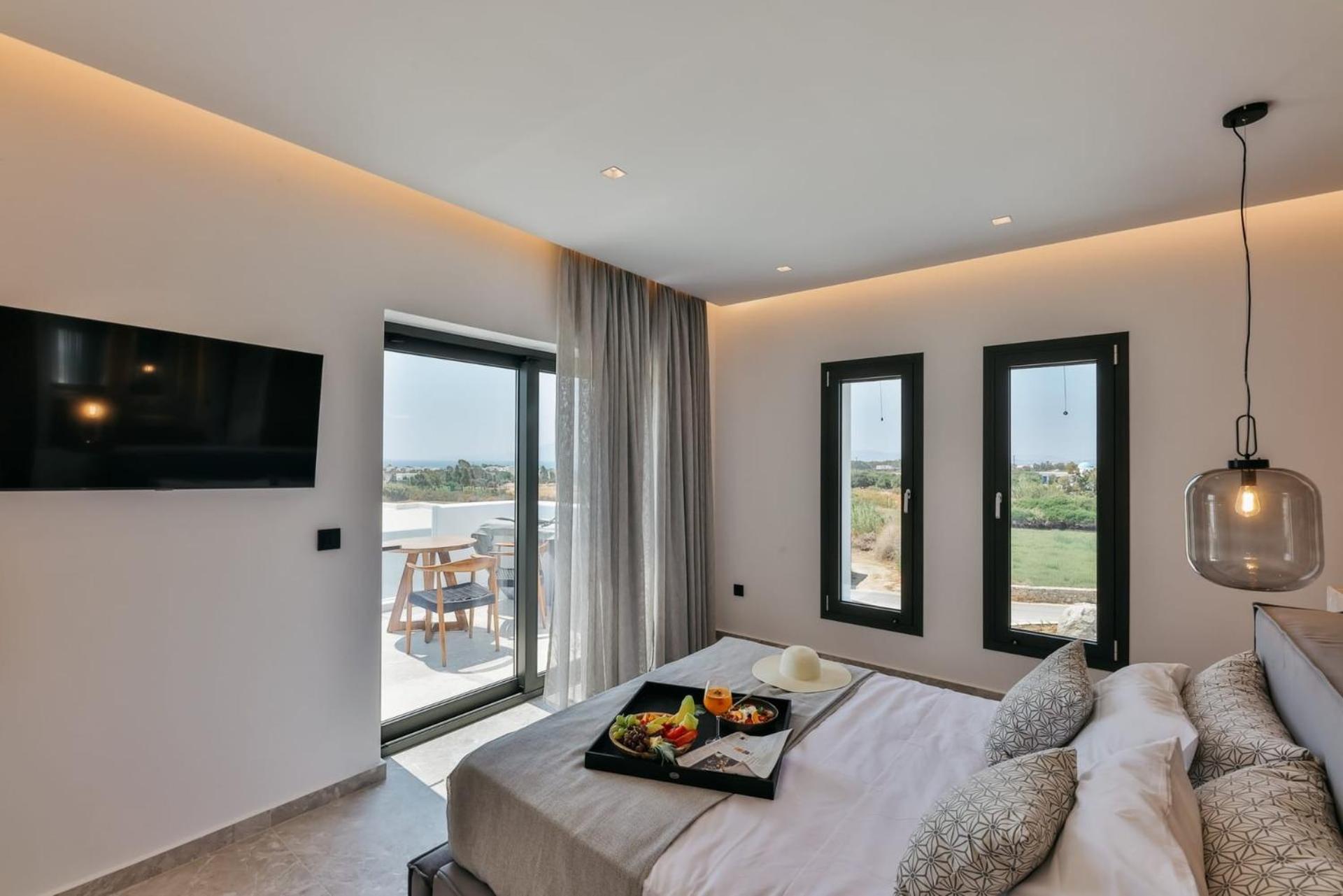 Extraordinary Naxos Villa | Villa Frantz | 6 Bedrooms | 2 Swimming Pools with Floating Sunbeds | 3 Jacuzzis | Sea Views | Plaka photo 5