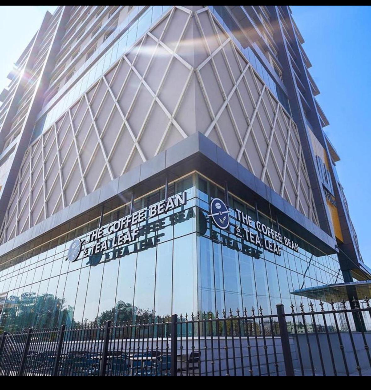 High Rise Presidential Suite in Elysium Opp Centaurus view 2