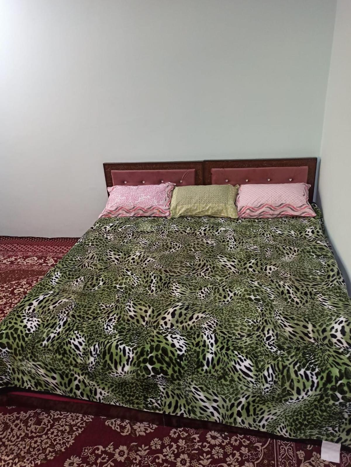 Redbury Homestay