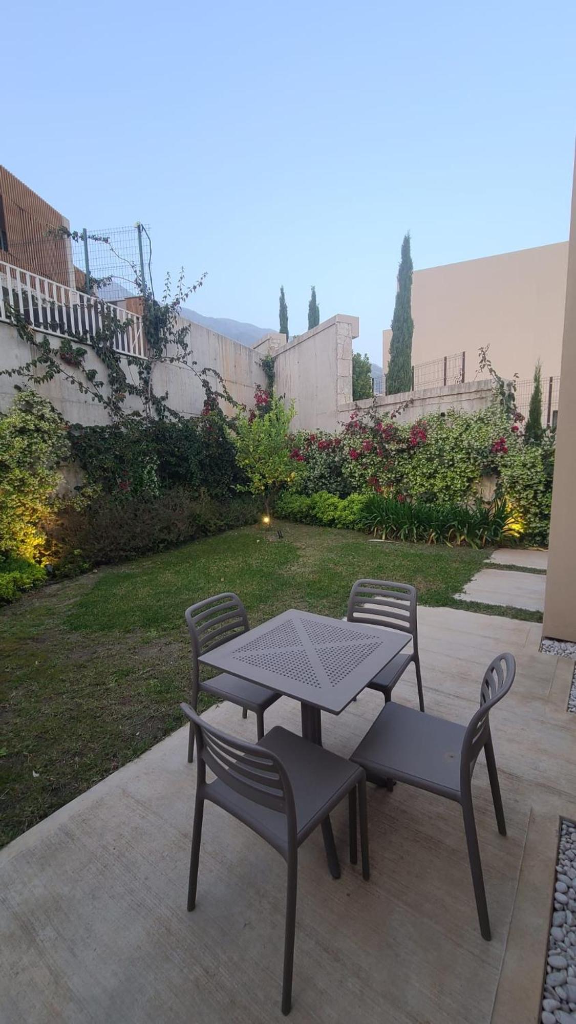 Privat Pool Green Gem Villa 82, Green Coast