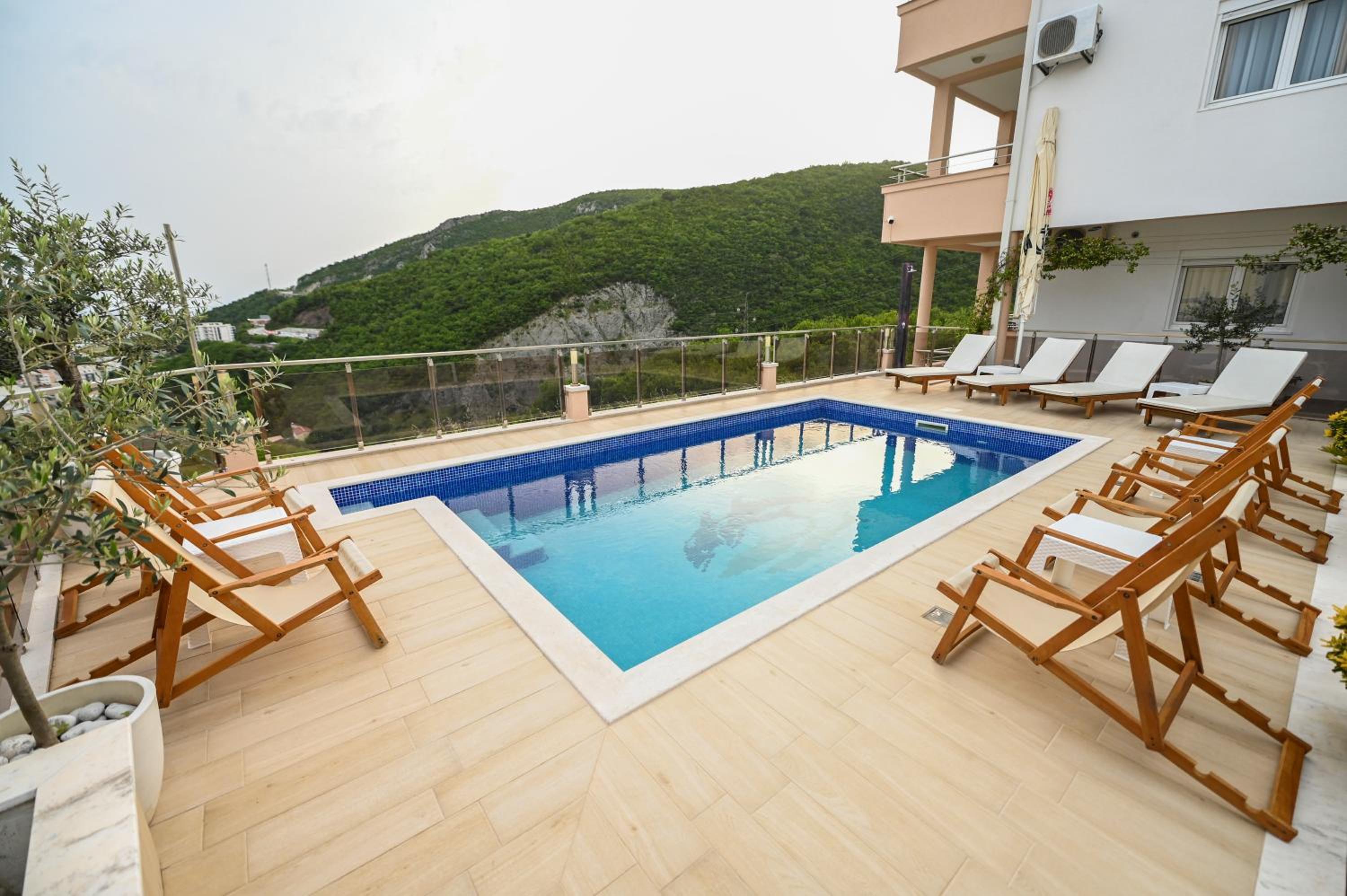 Villa Lux Rajović view 3