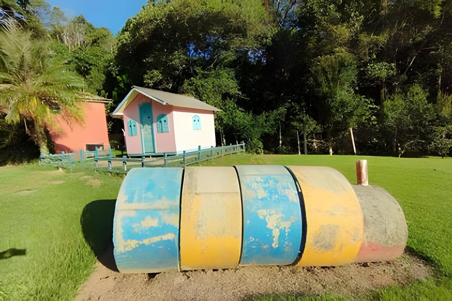 Chácara com Tobogã em São Roque