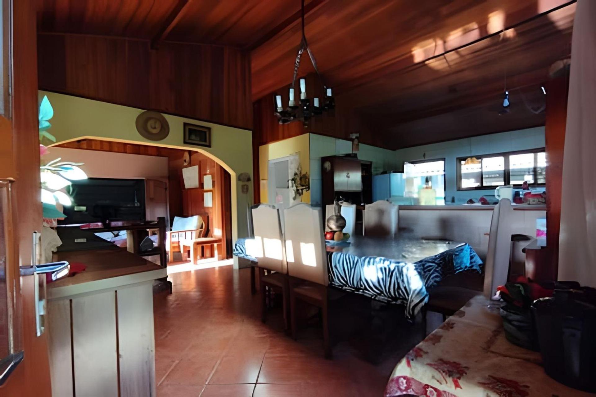 Chácara com Tobogã em São Roque