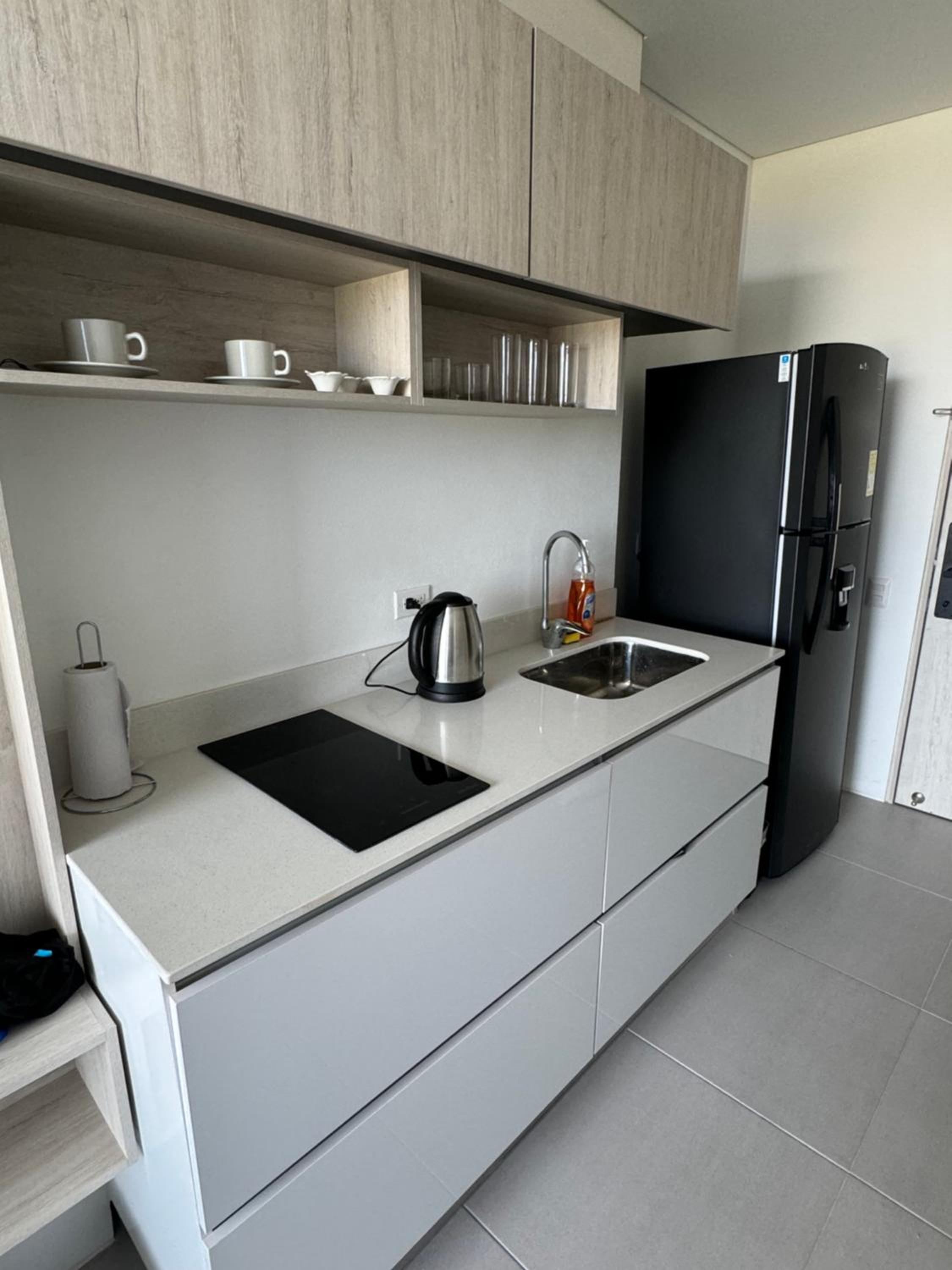 Suite con Jacuzzi y vista al mar piso 14