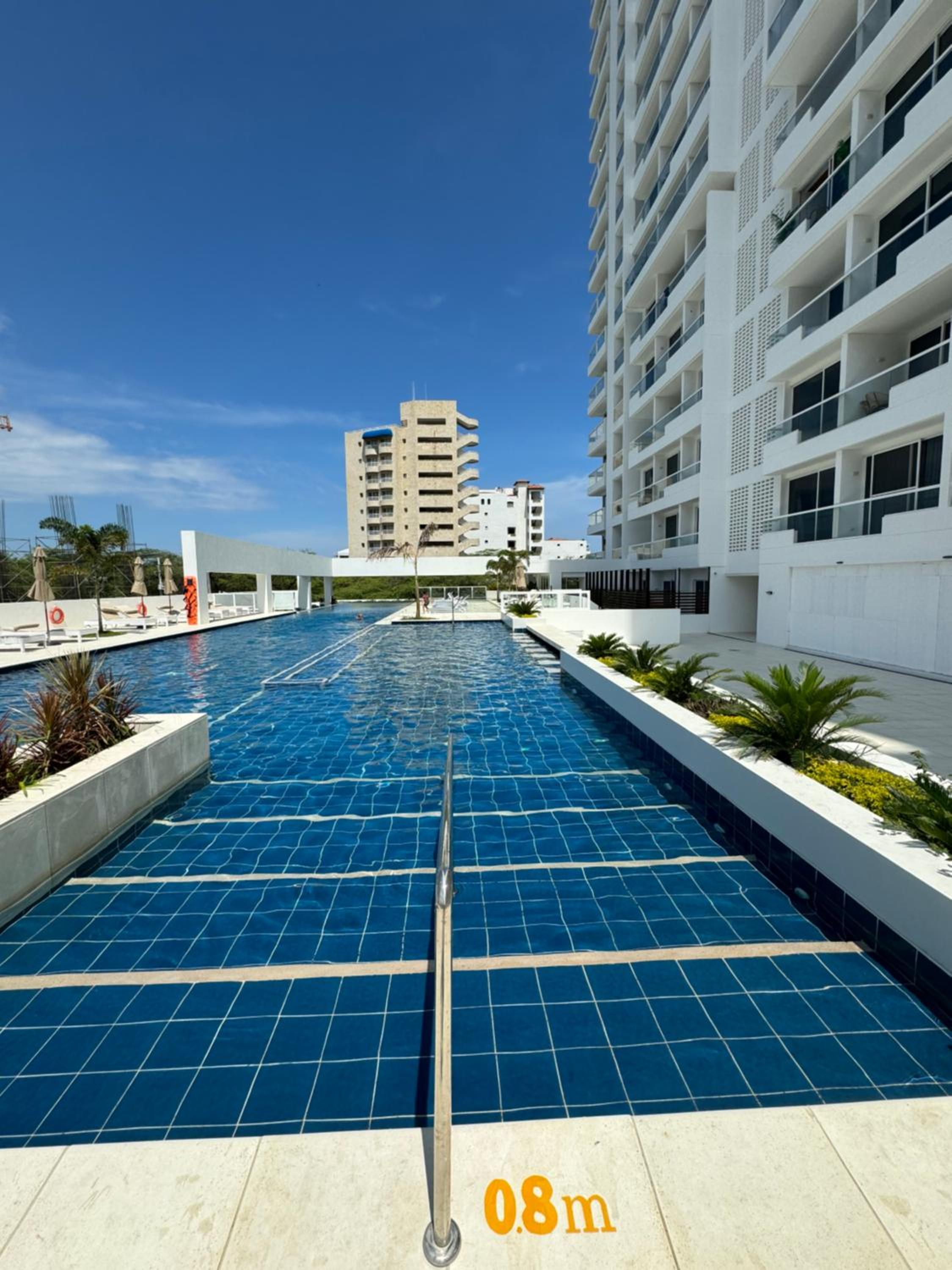 Suite con Jacuzzi y vista al mar piso 14