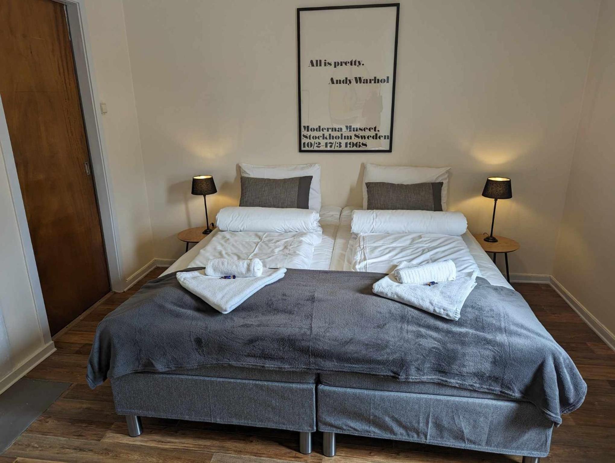 Hotel Railside track apartment - Image 1