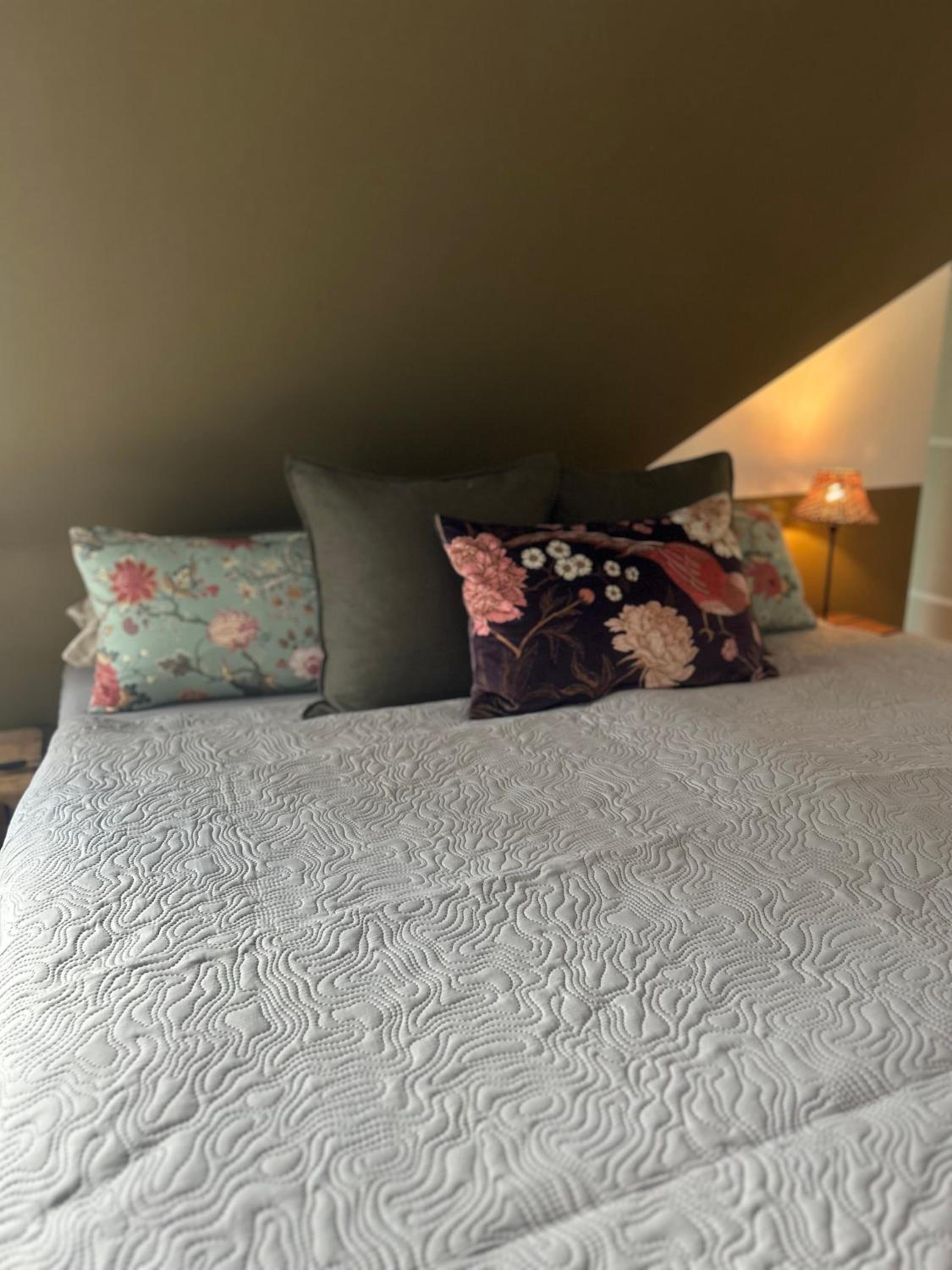Bezaubernde Ferienwohnung mit Rosengarten