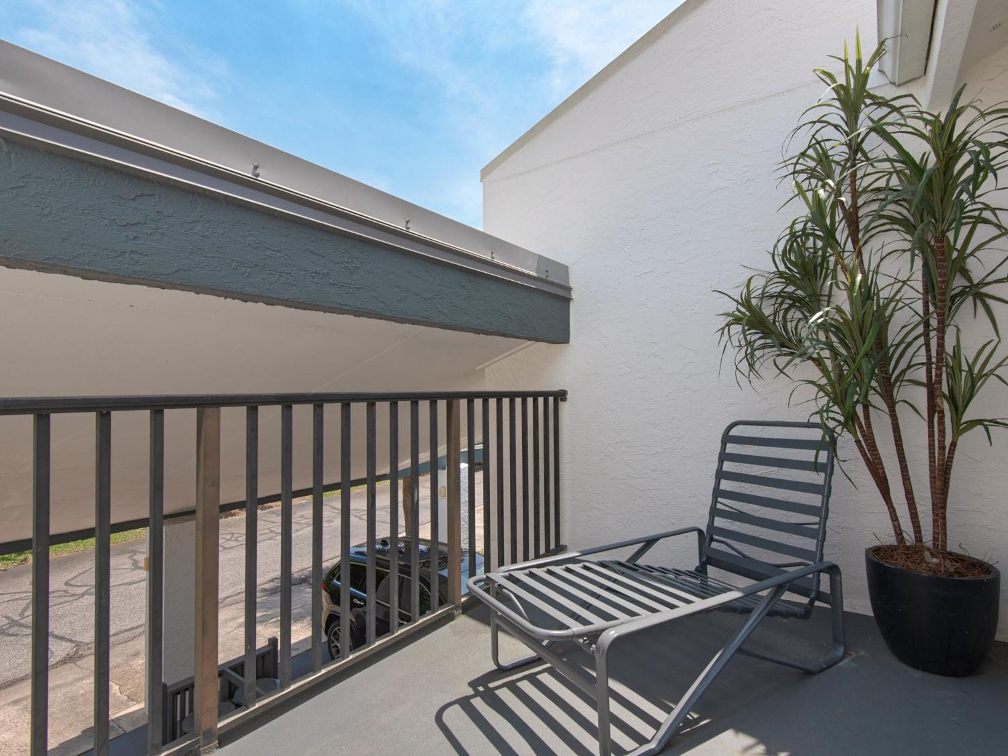 Mainsail Townhome 6 by Newman-Dailey
