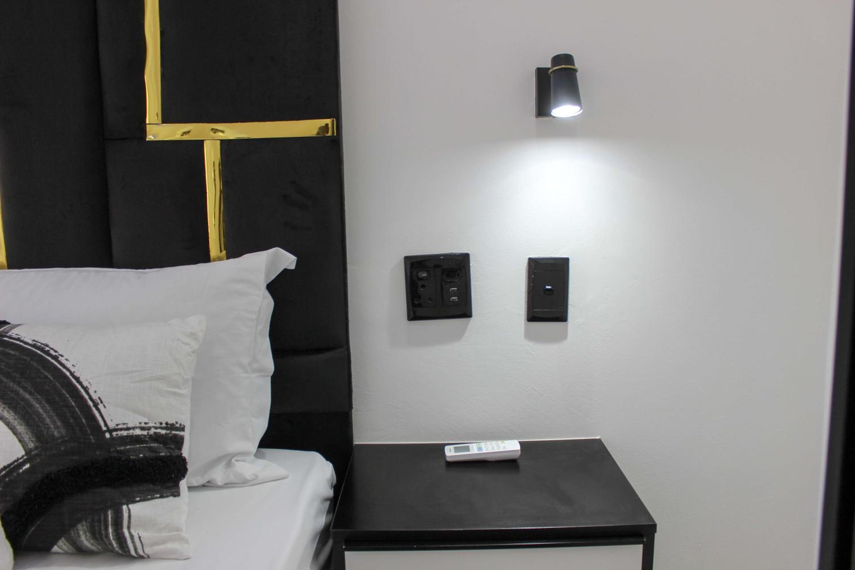 Esteem guesthouse Windhoek view 3