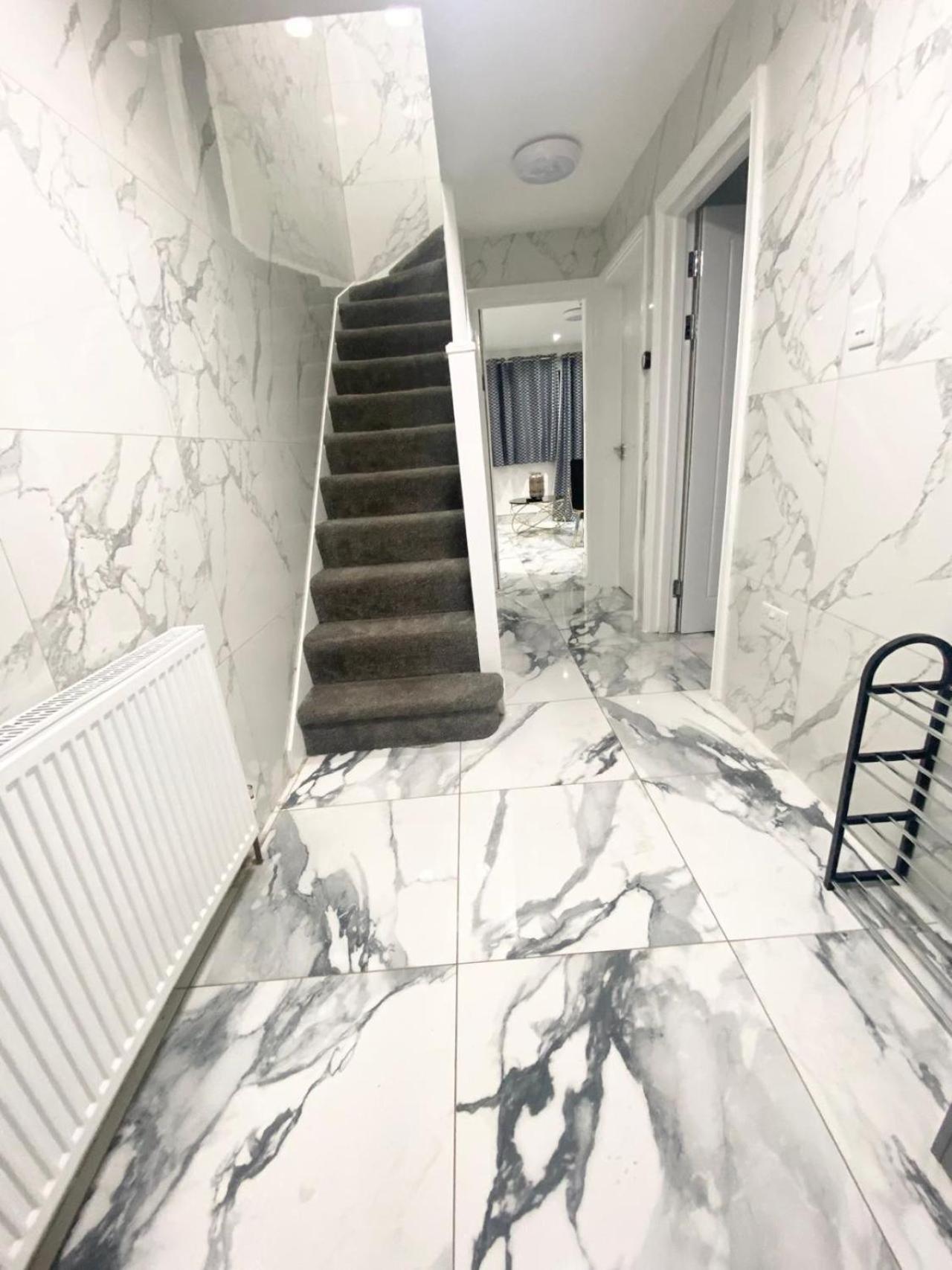 Hayes Vacations - THE ROYAL BOUTIQUE WESTMINSTER LODGE by LONDON SLEEP 9 - Property Image 36