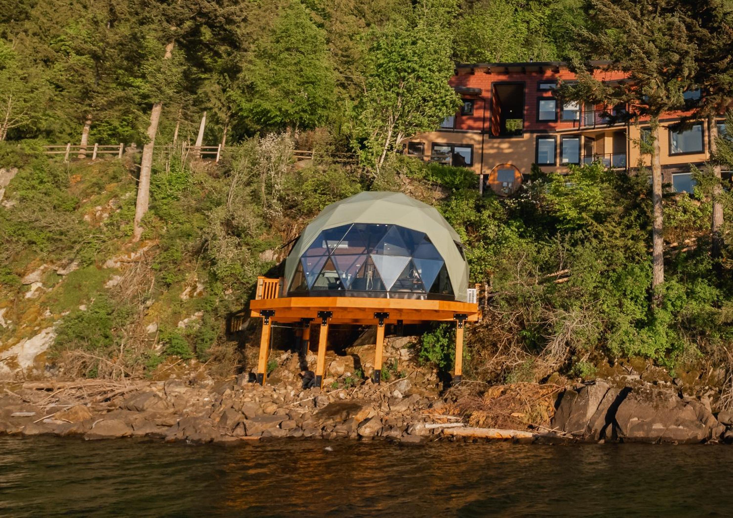The Lodge on Harrison Lake