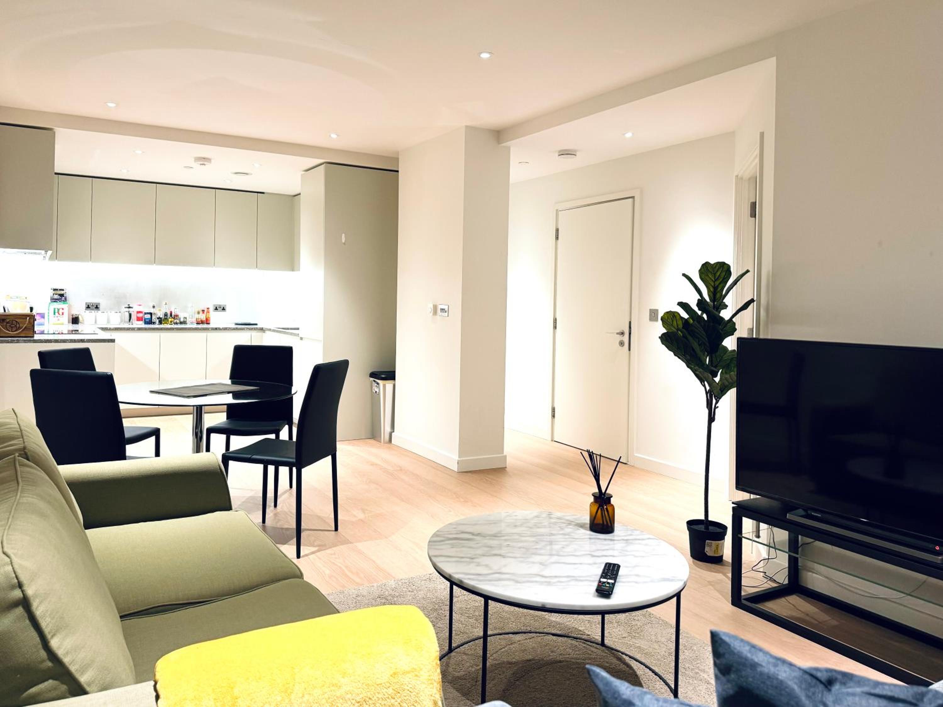 Upper Riverside O2 2Bedroom Flat 05
