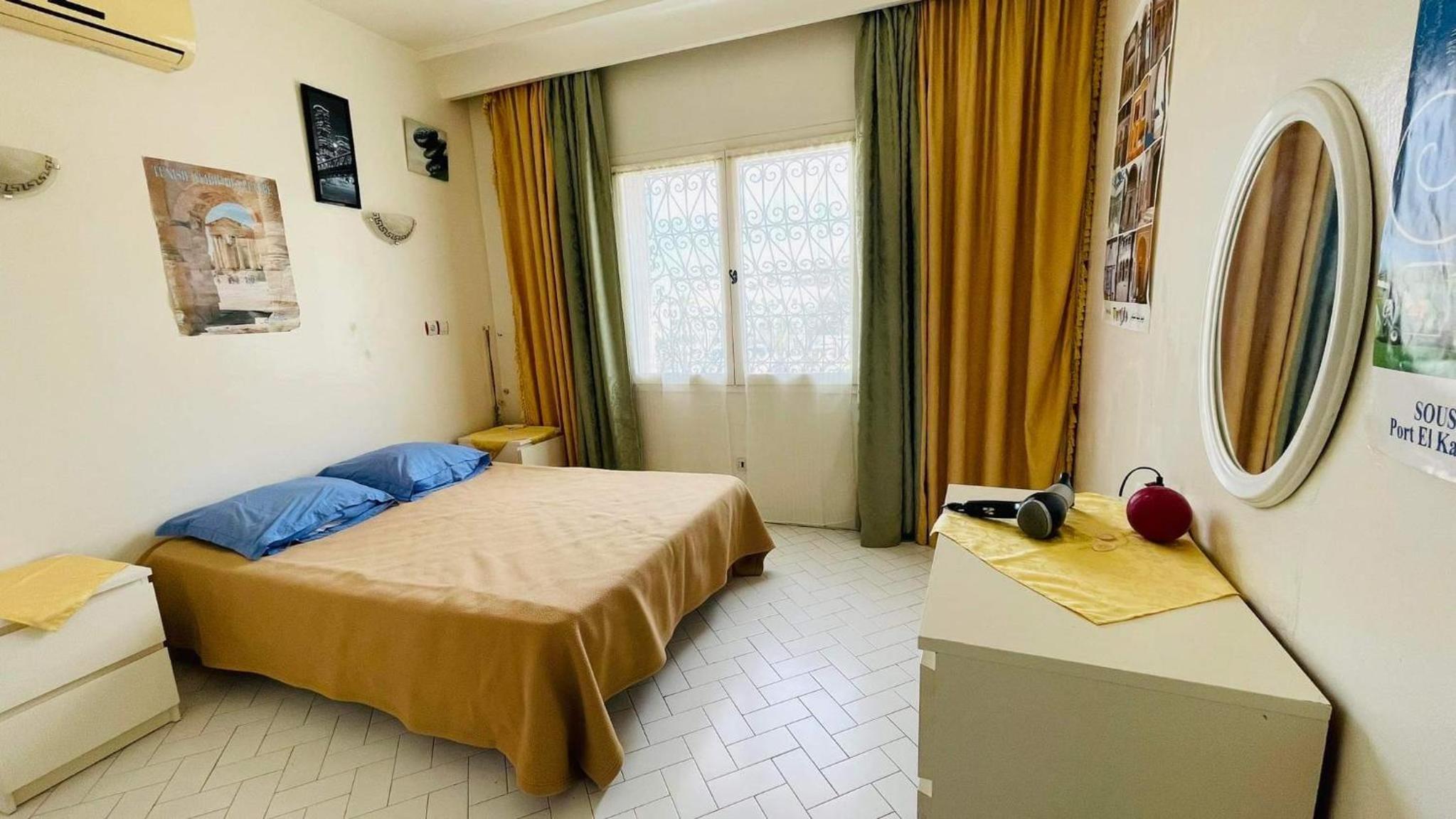 hotel room