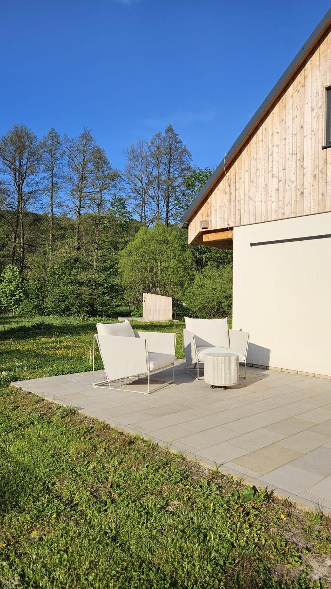 romantic cabin Methuya, private outdoor sauna included