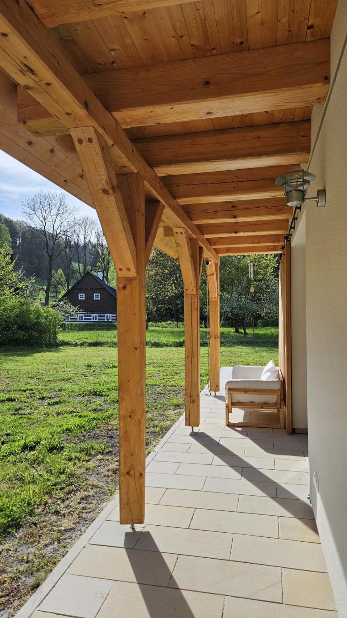 romantic cabin Methuya, private outdoor sauna included