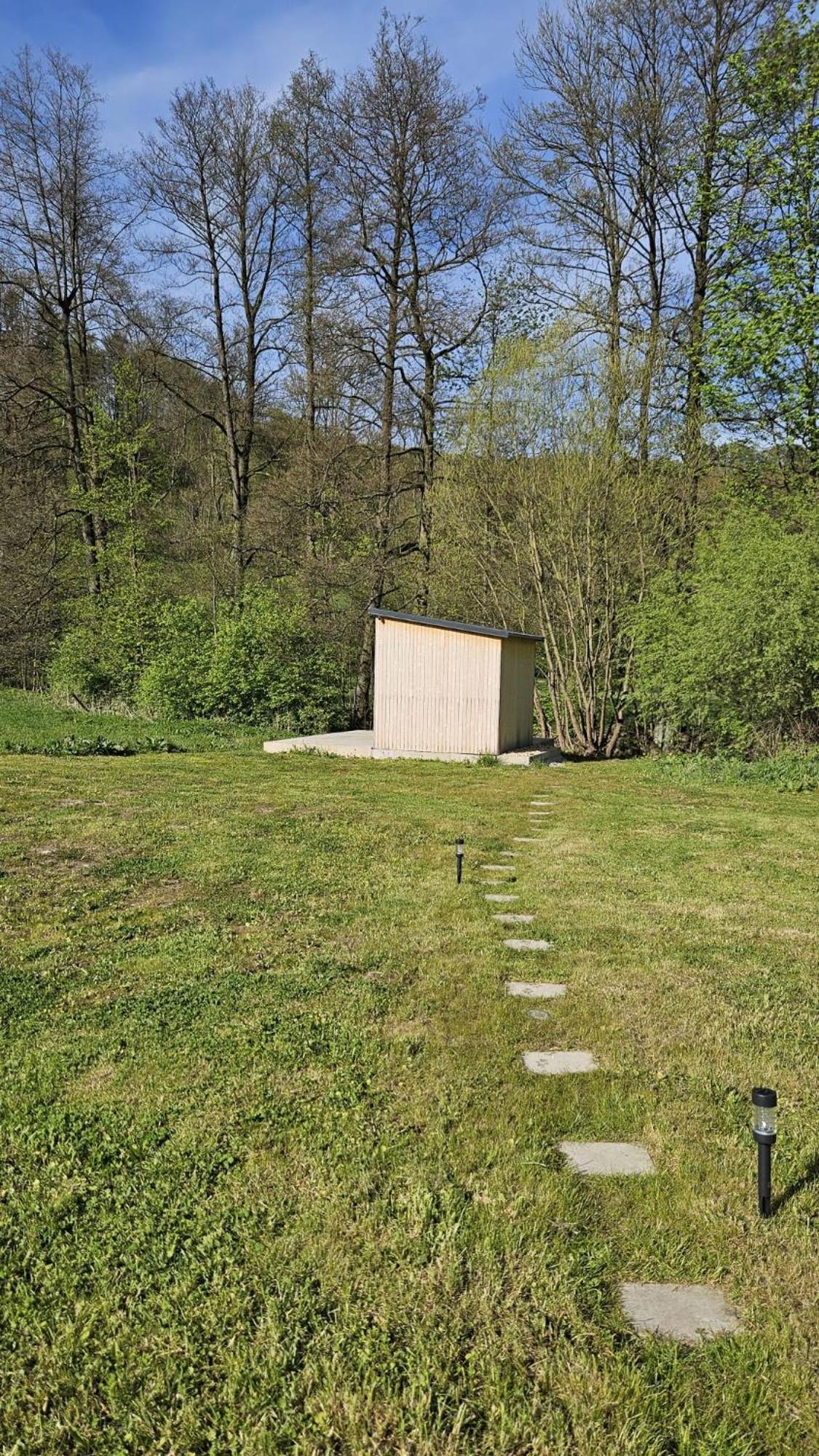 romantic cabin Methuya, private outdoor sauna included