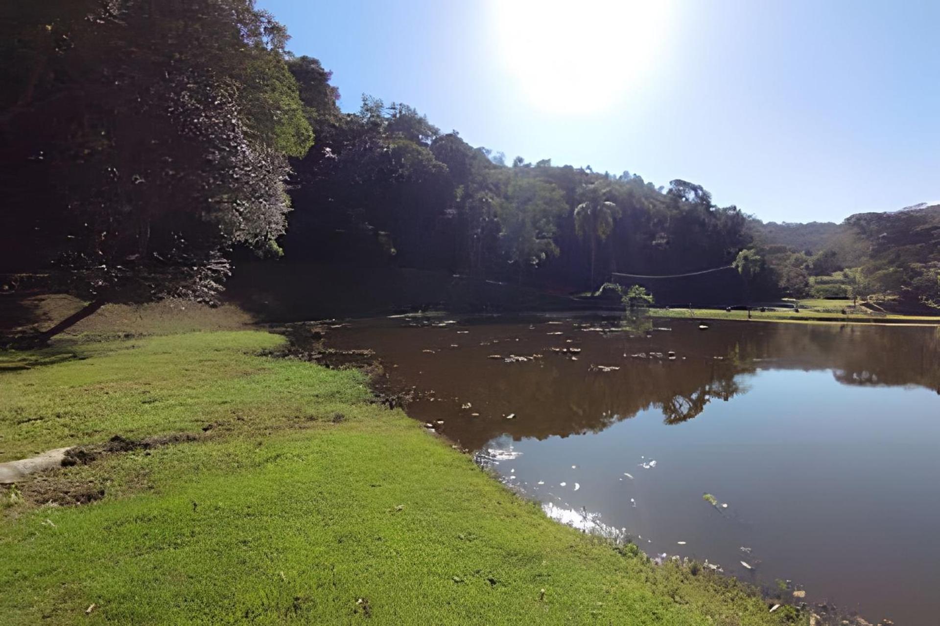 Fazenda com Lago em São Roque