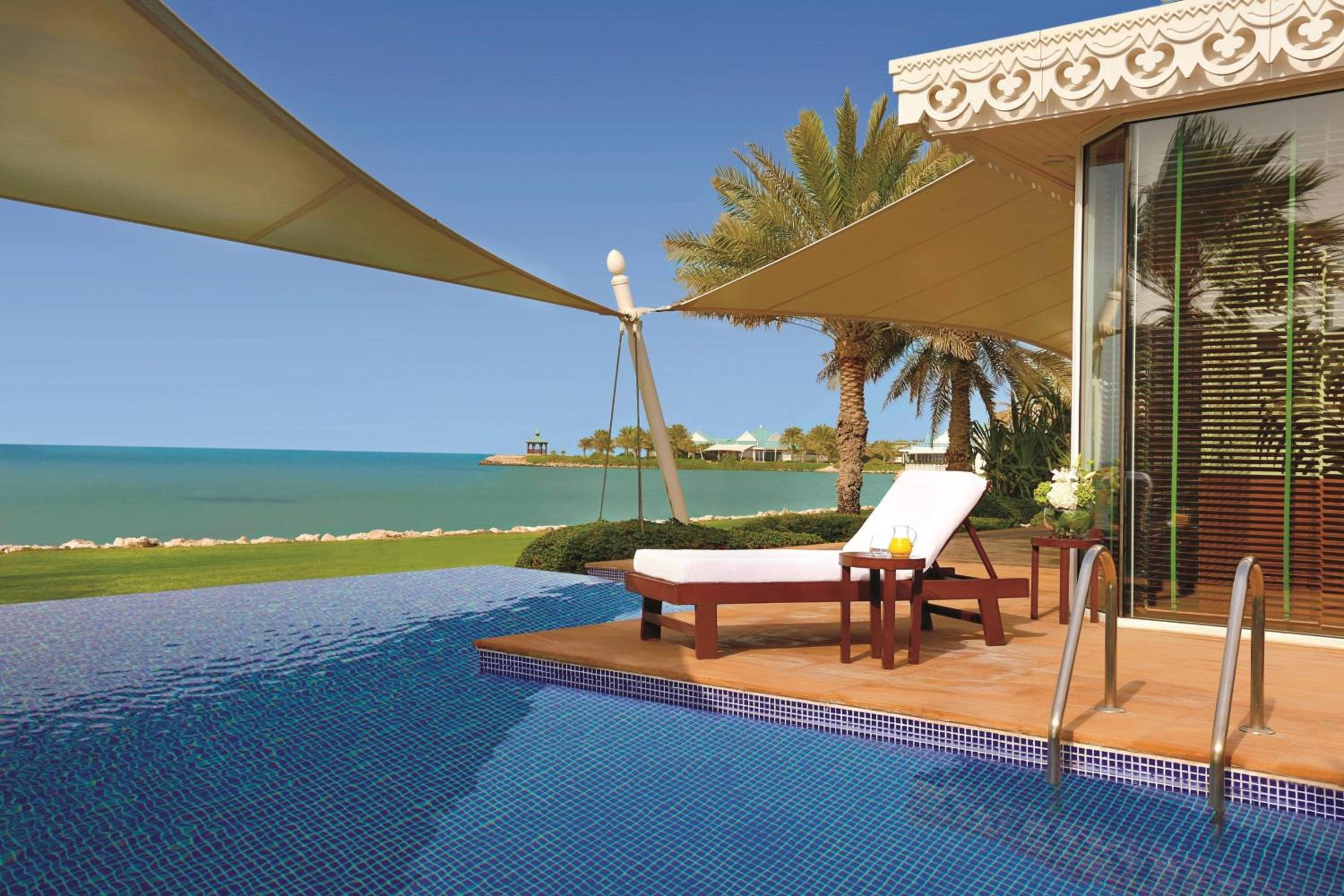 The Ritz-Carlton, Bahrain