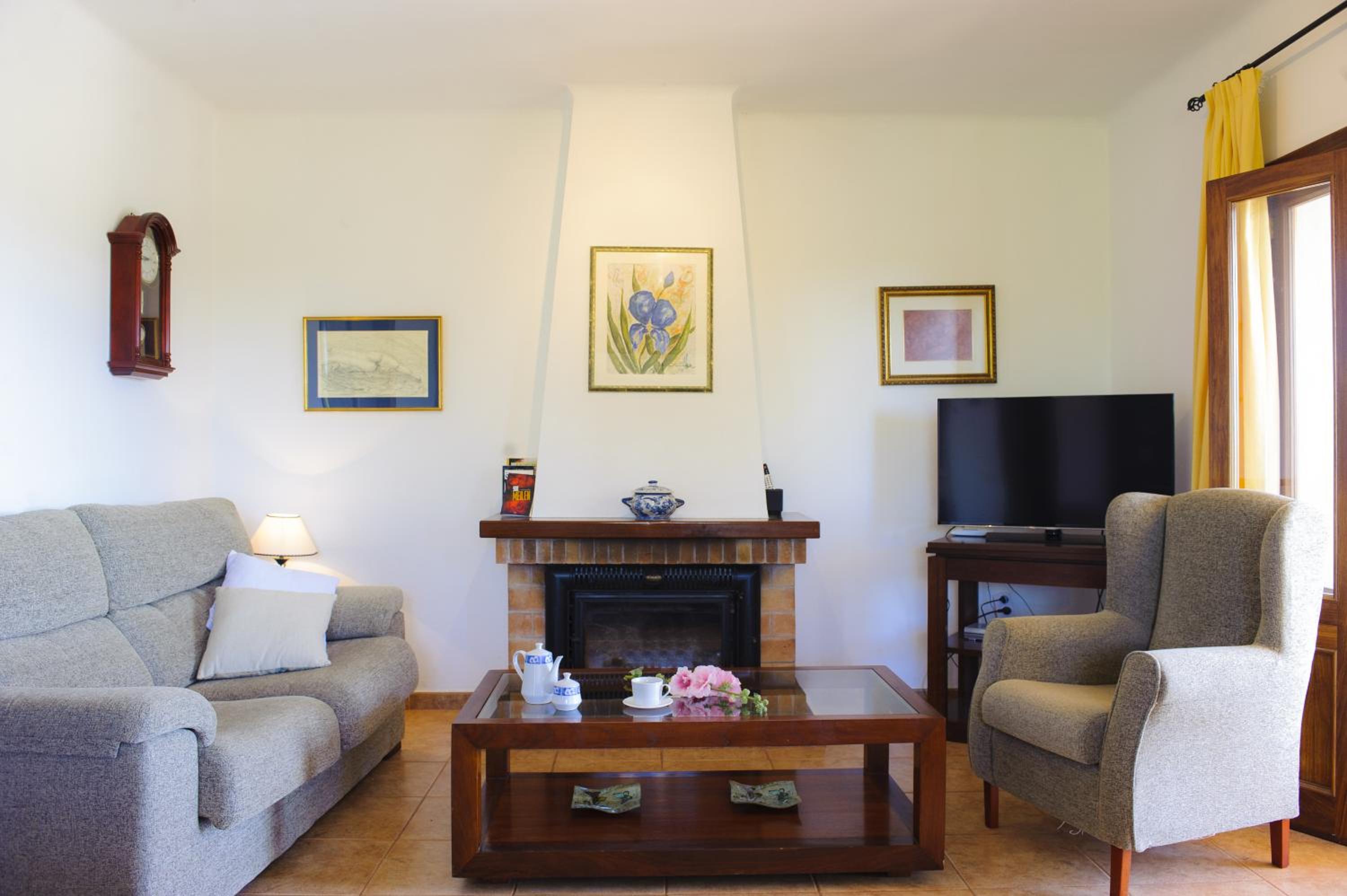 Finca Miquel Tomas view 4