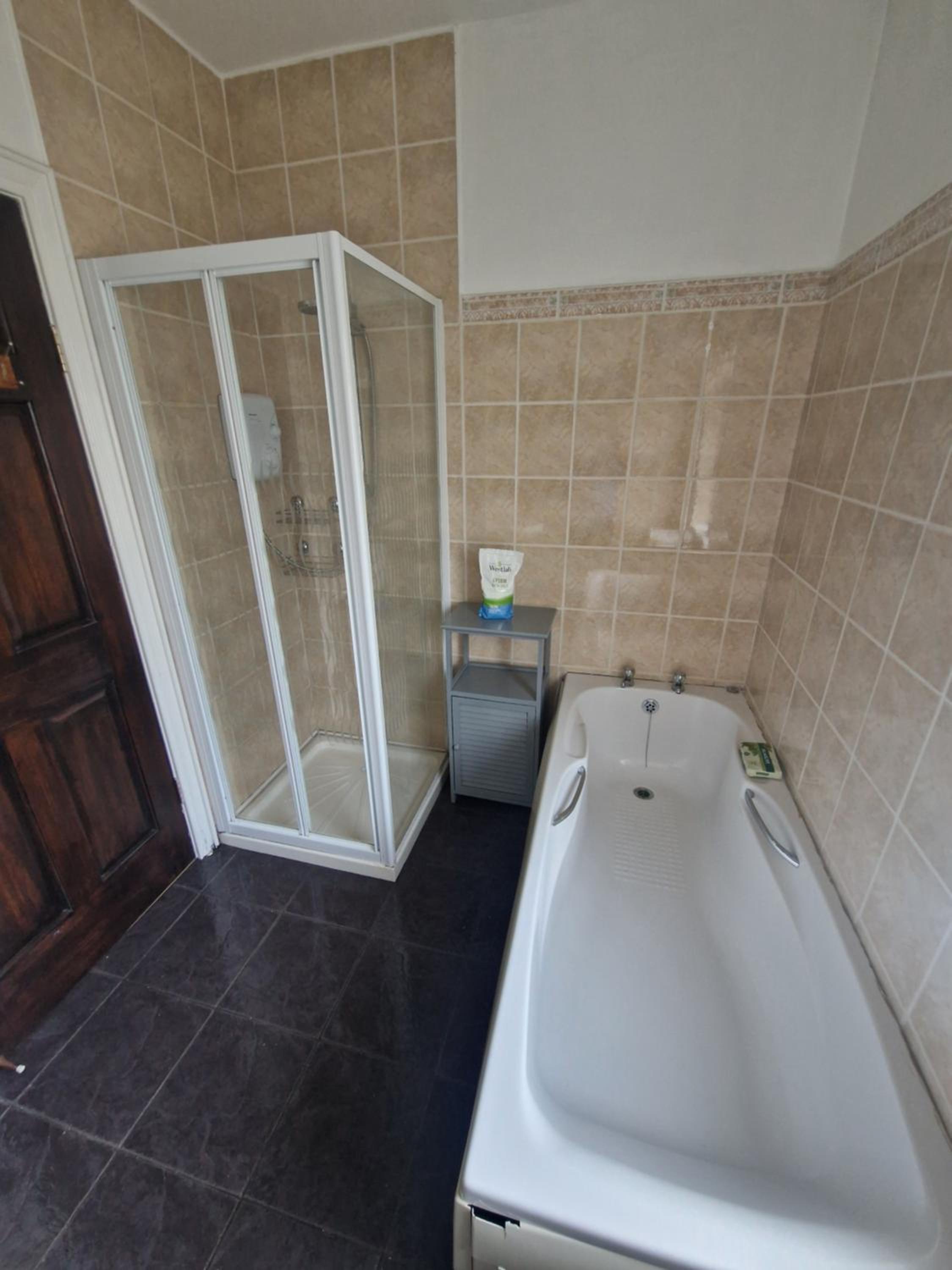 Hillhead's Sea View Escape